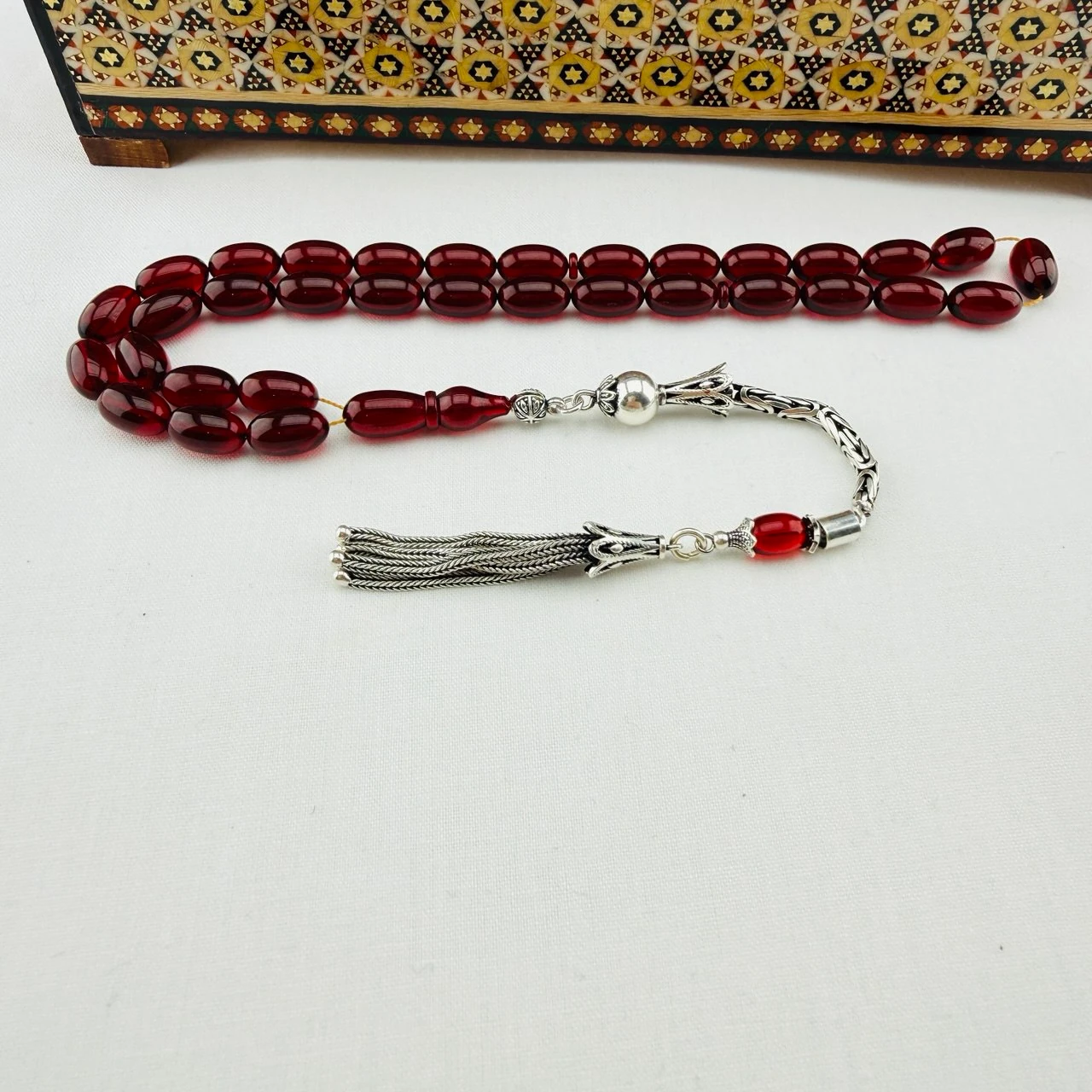 Usta İşi Kırmızı Austurya Patinli Zar Kehribar Tespih | Gümüş Püsküllü Koleksiyon