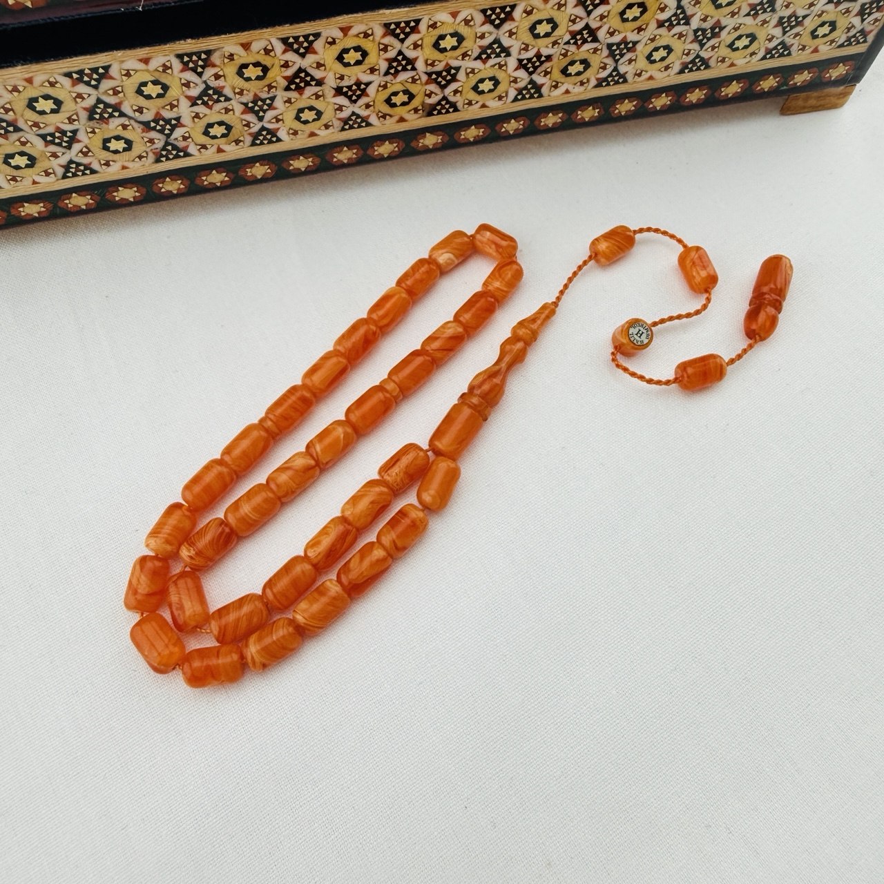 Halil Demirkol Usta İmzalı Turuncu Sıkma Kehribar Tespih | El Boyu Kapsül Model