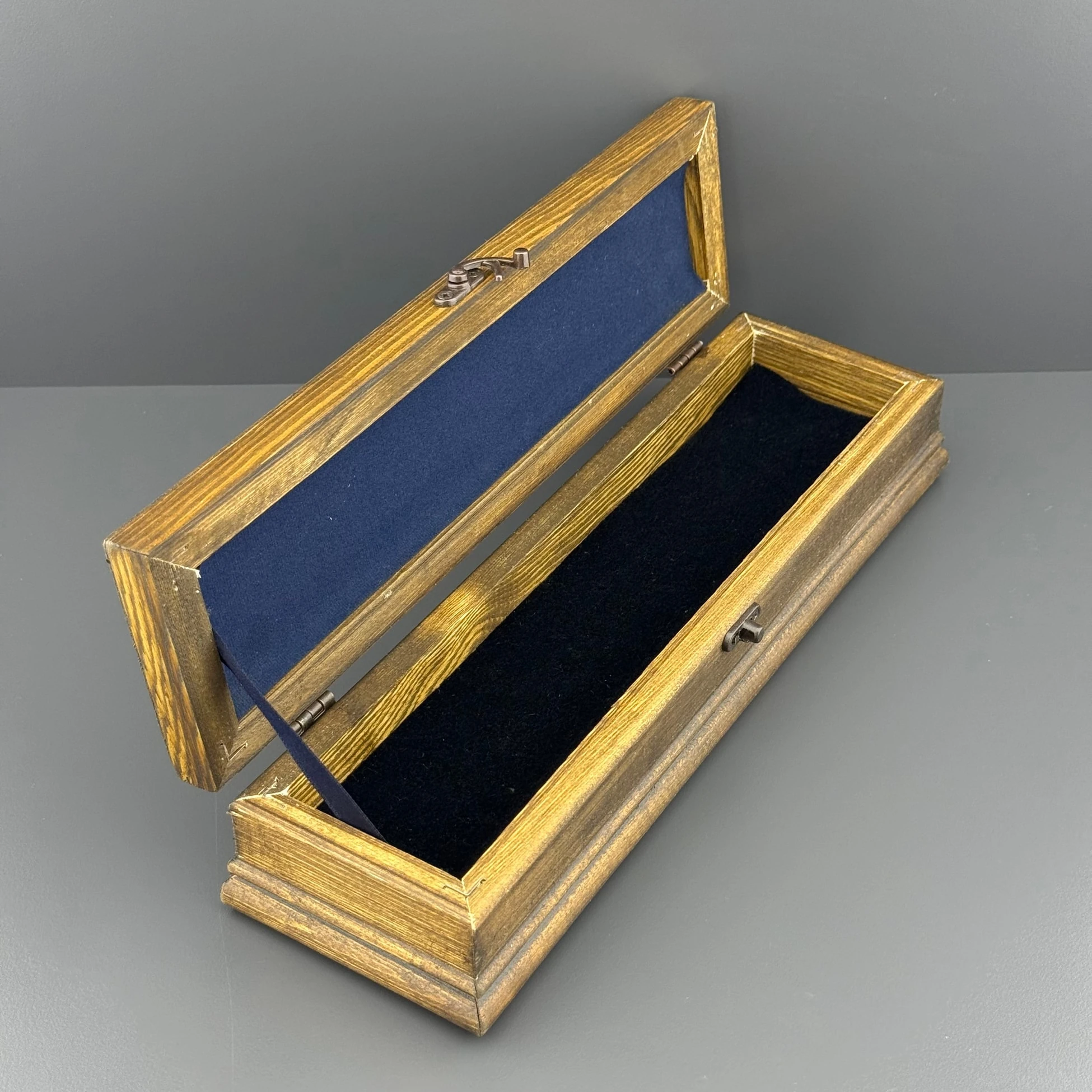 Üzeri Çini Motifli Ahşap Hediye Kutusu