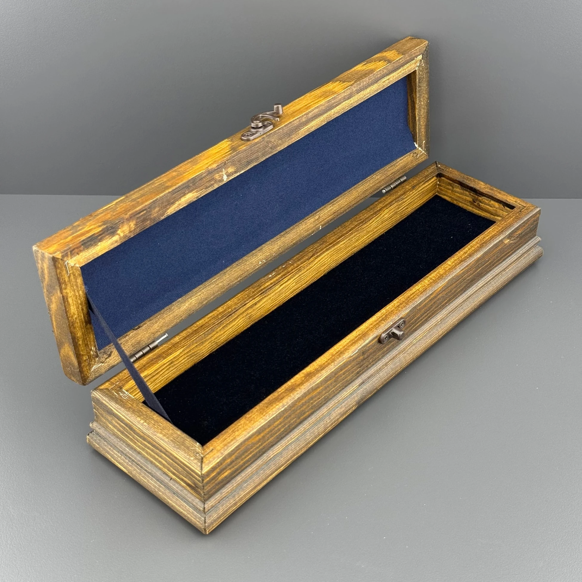 Üzeri Çini Motifli Ahşap Hediye Kutusu