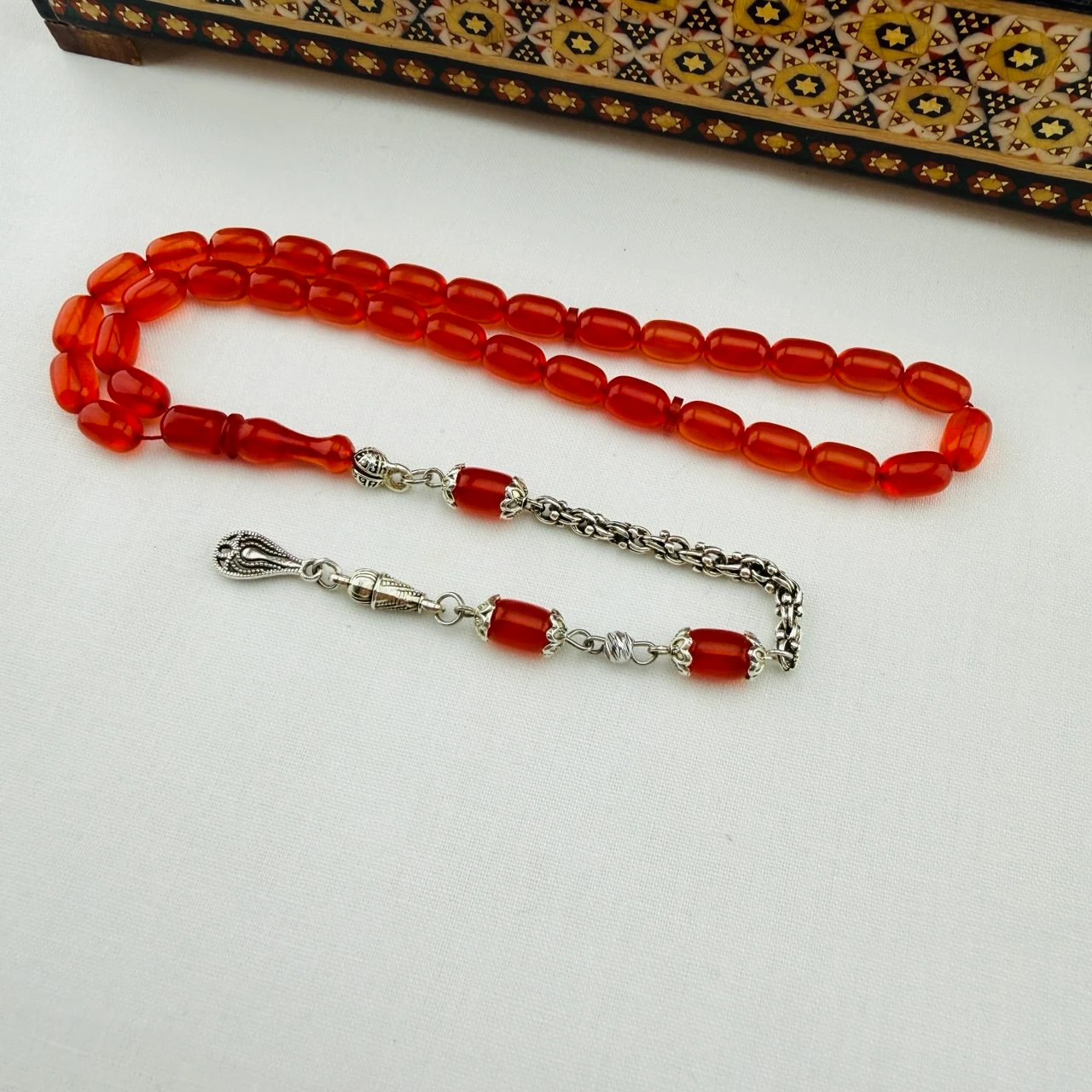 Usta İşi Sıkma Kehribar Tespih | El Boyu Klasik Form ve Gümüş Püsküllü