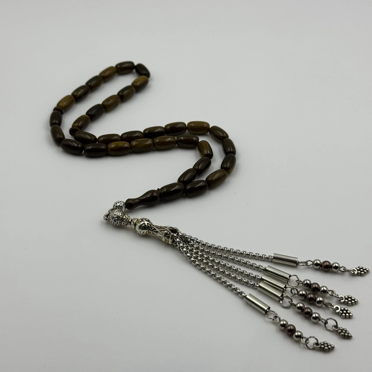 Koyu Kahverengi ve Bal Rengi Hareli Geçişli Alman Bakalit Gümüş Dizaynlı Tespih