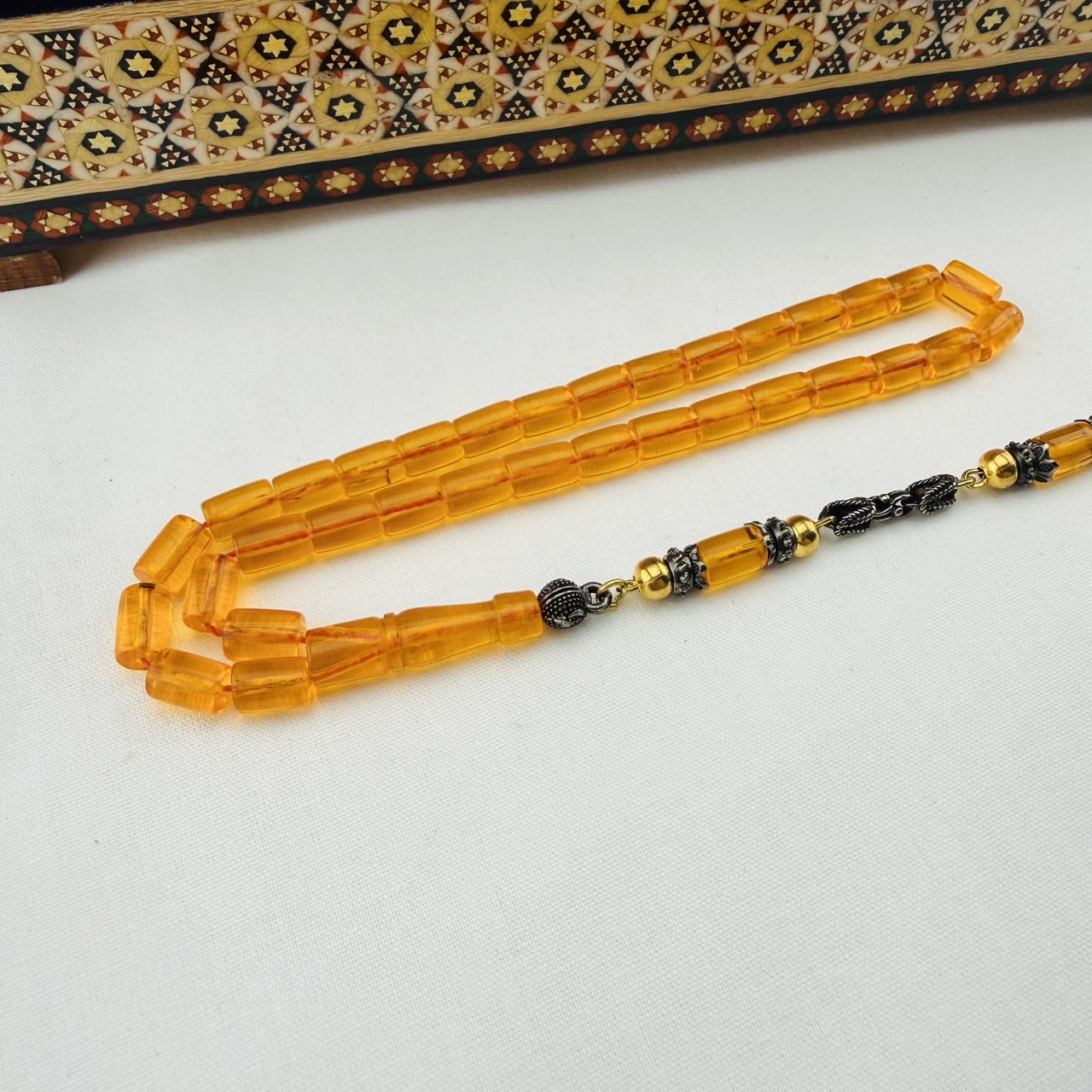 Usta İşi Turuncu Ateş Kehribar Tespih | El Boyu Kesme Model, Özel Gümüş Kaplama