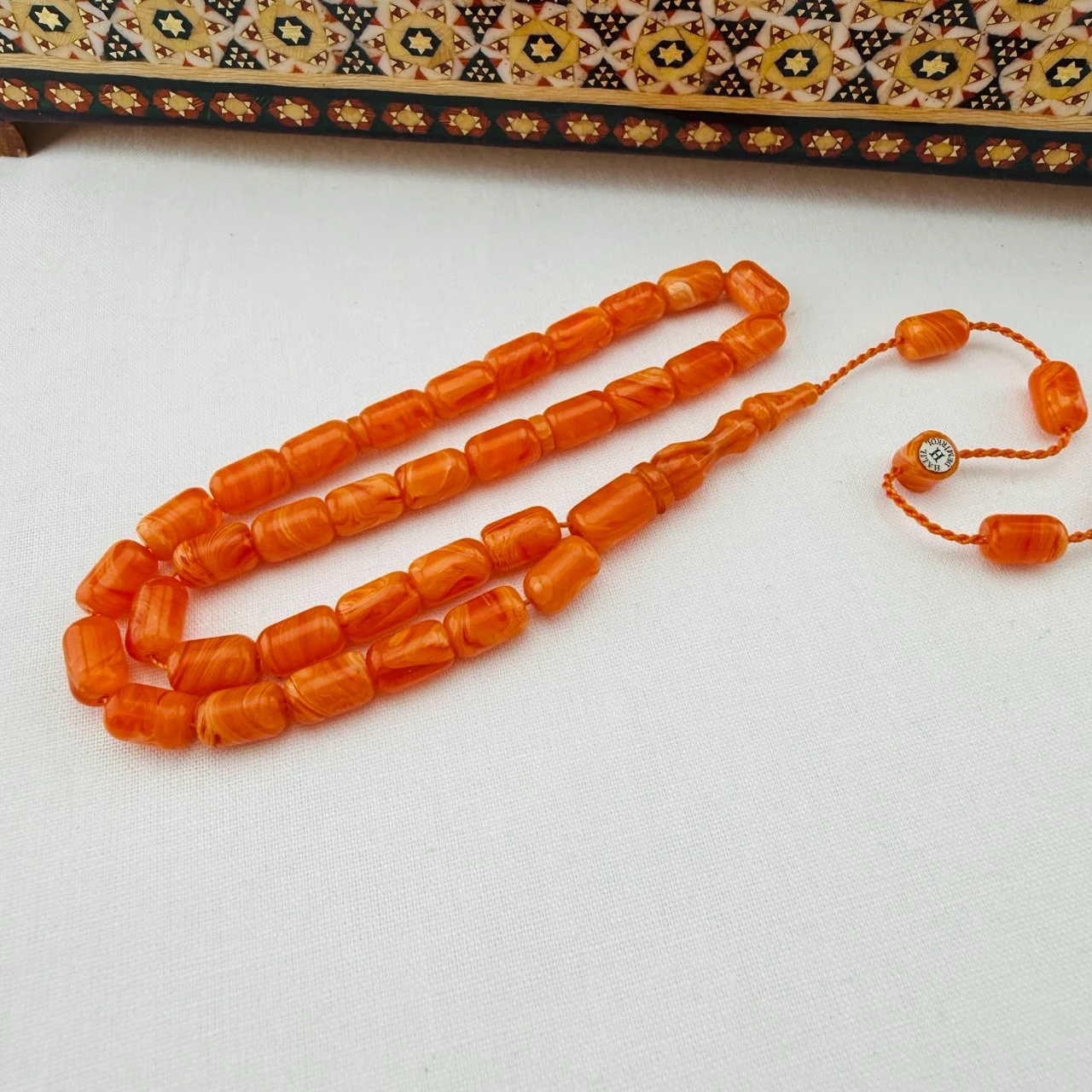 Halil Demirkol Usta İmzalı Turuncu Sıkma Kehribar Tespih | El Boyu Kapsül Model