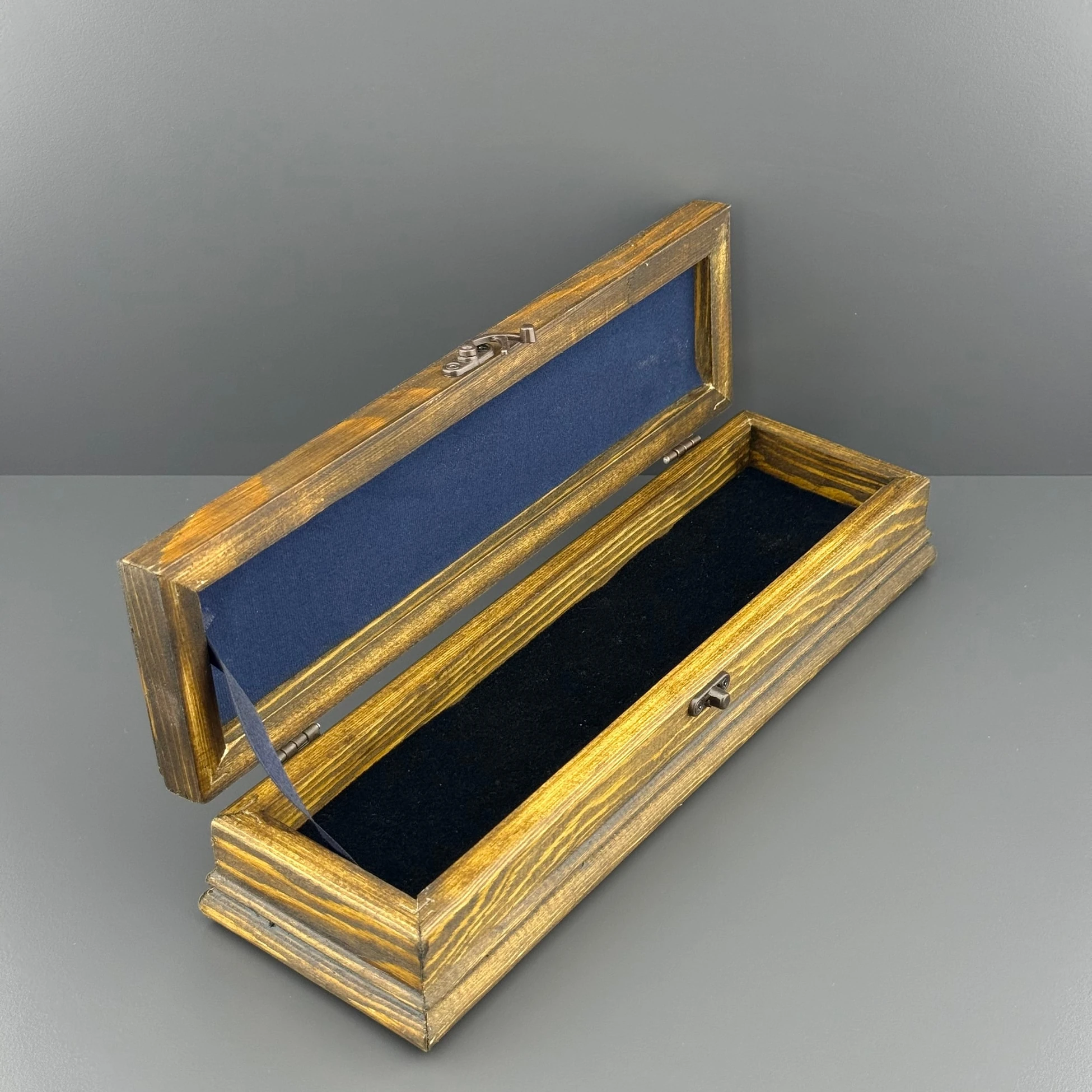 Üzeri Çini Motifli Ahşap Hediye Kutusu