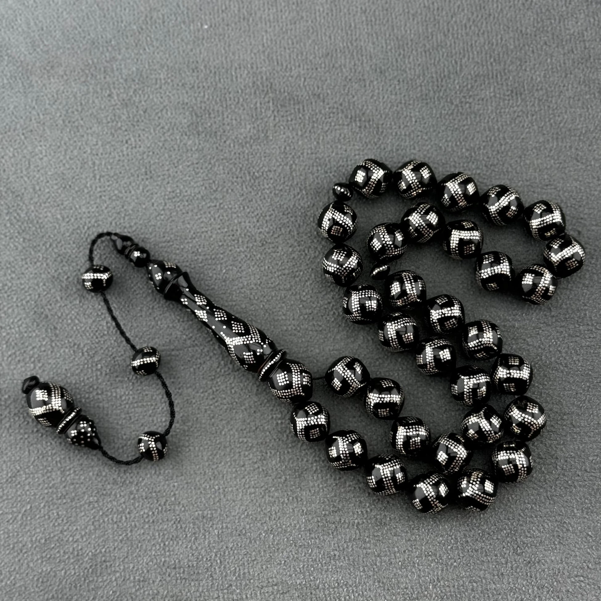 Usta İşçilikli Yoğun Gümüş İşlemeli Abanoz Ağacı Tespih