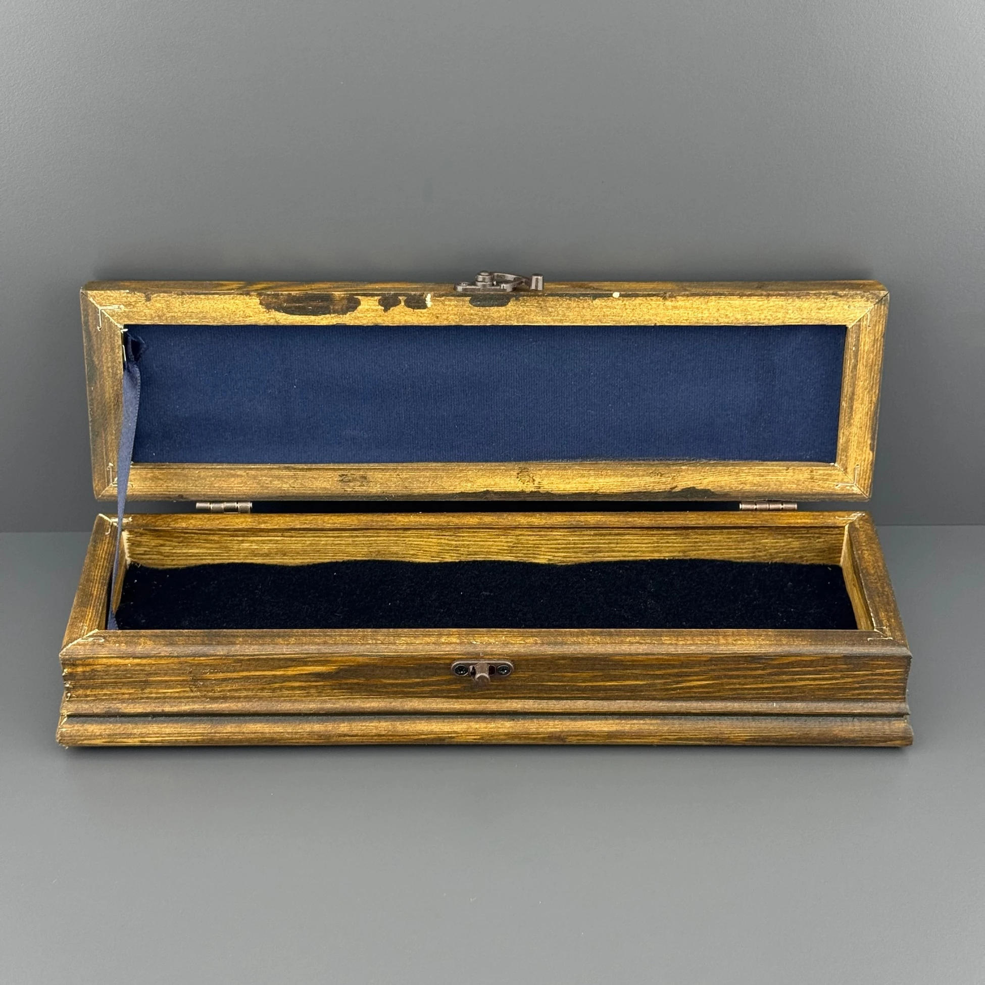 Üzeri Çini Motifli Ahşap Hediye Kutusu