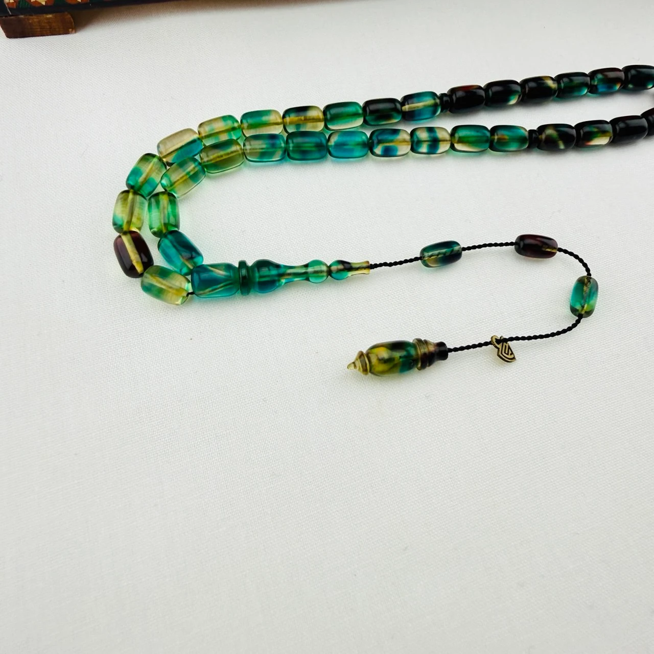 Usta İmzalı Süzme Hareli Renkli Ateş Kehribar Tespih | Koleksiyonluk Görsel Şölen