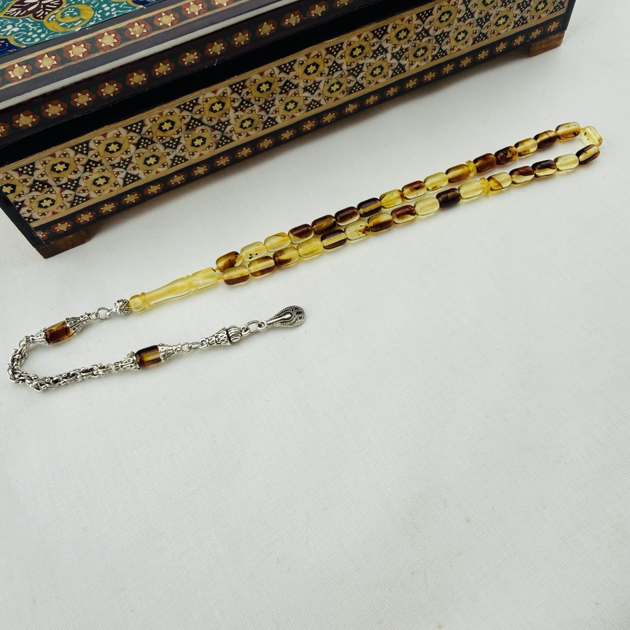 Usta İşi Bilek Boy Sarı Süzme Hareli Ateş Kehribar Tespih | Özel Gümüş Kaplama Püsküllü