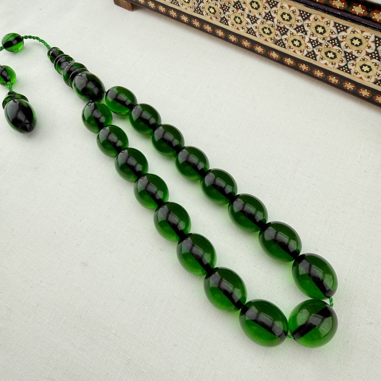 Zümrüt Yeşili Ateş Kehribar Efe Maskot