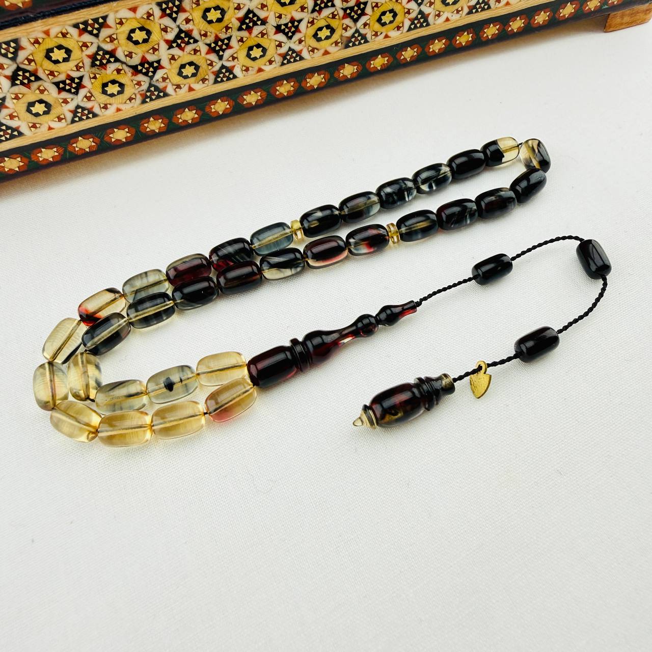 Serkan Başkan Usta İmzalı Çift Renkli Hareli Sıkma Kehribar Tespih