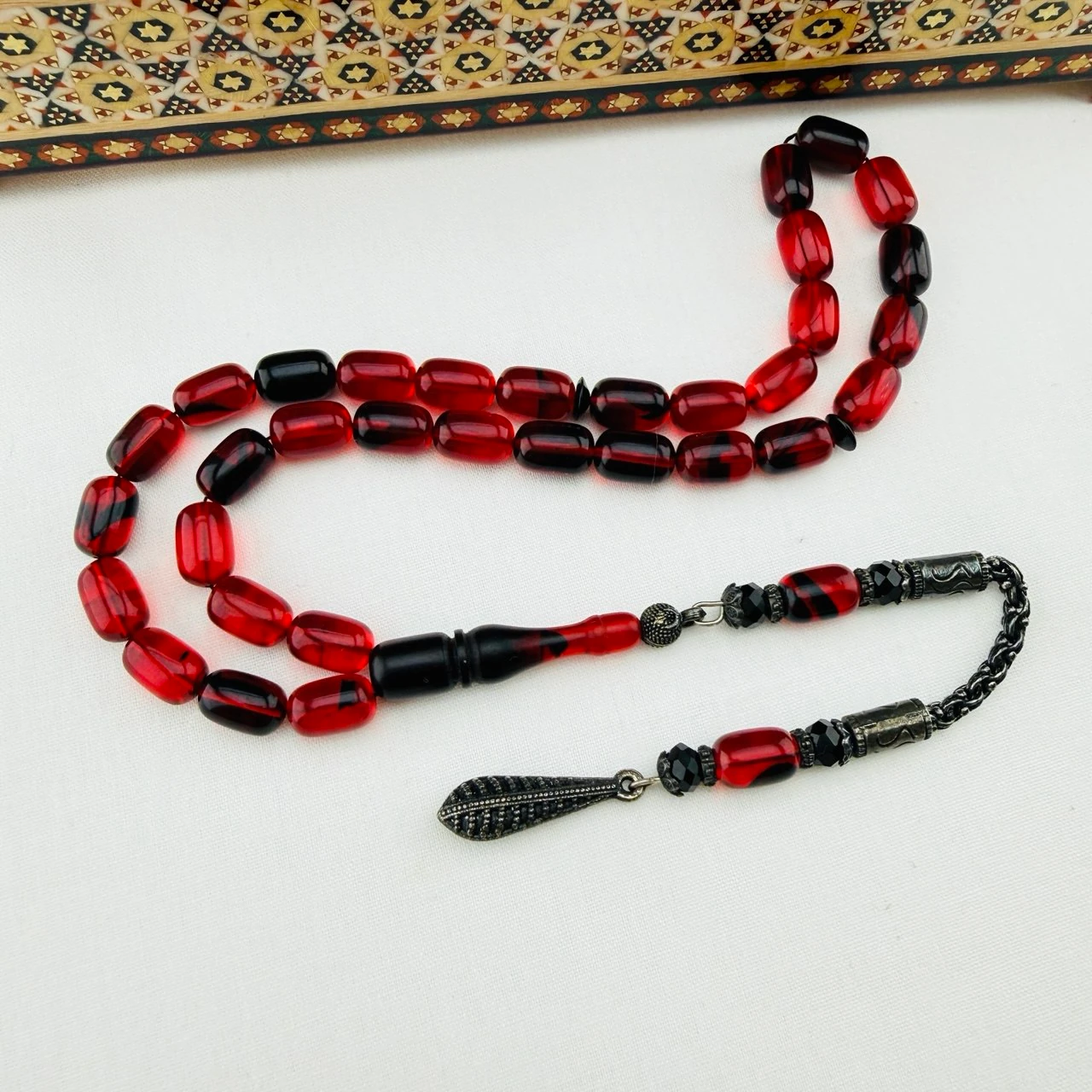 Özel Püsküllü Kırmızı Süzme Hareli Ateş Kehribar Tespih  Usta İşi Koleksiyonluk