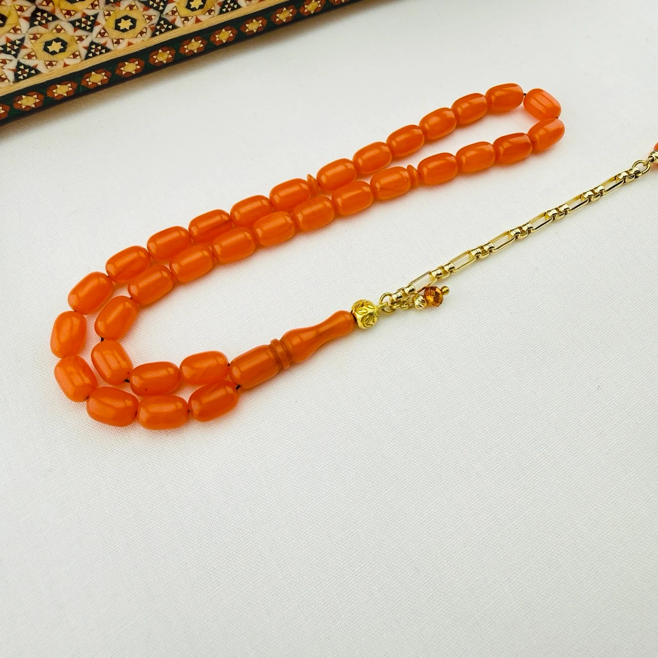 Usta İşi Bilek Boy Mercan Rengi Hareli Sıkma Kehribar Tespih | Gümüş Püsküllü