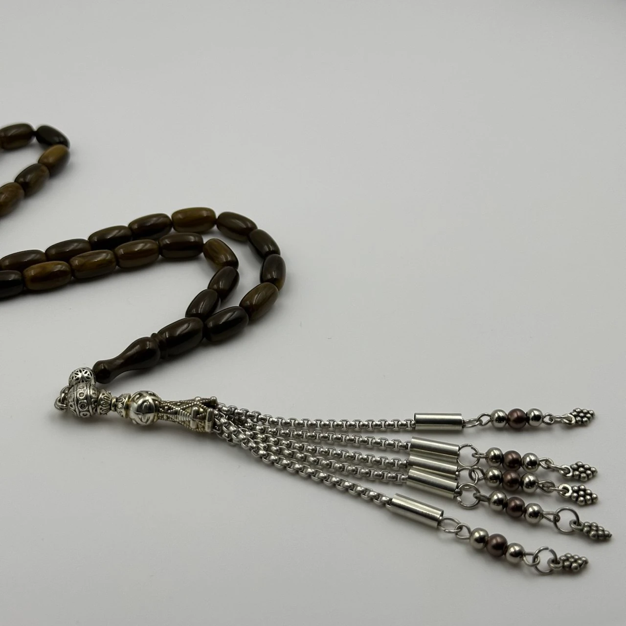 Koyu Kahverengi ve Bal Rengi Hareli Geçişli Alman Bakalit Gümüş Dizaynlı Tespih