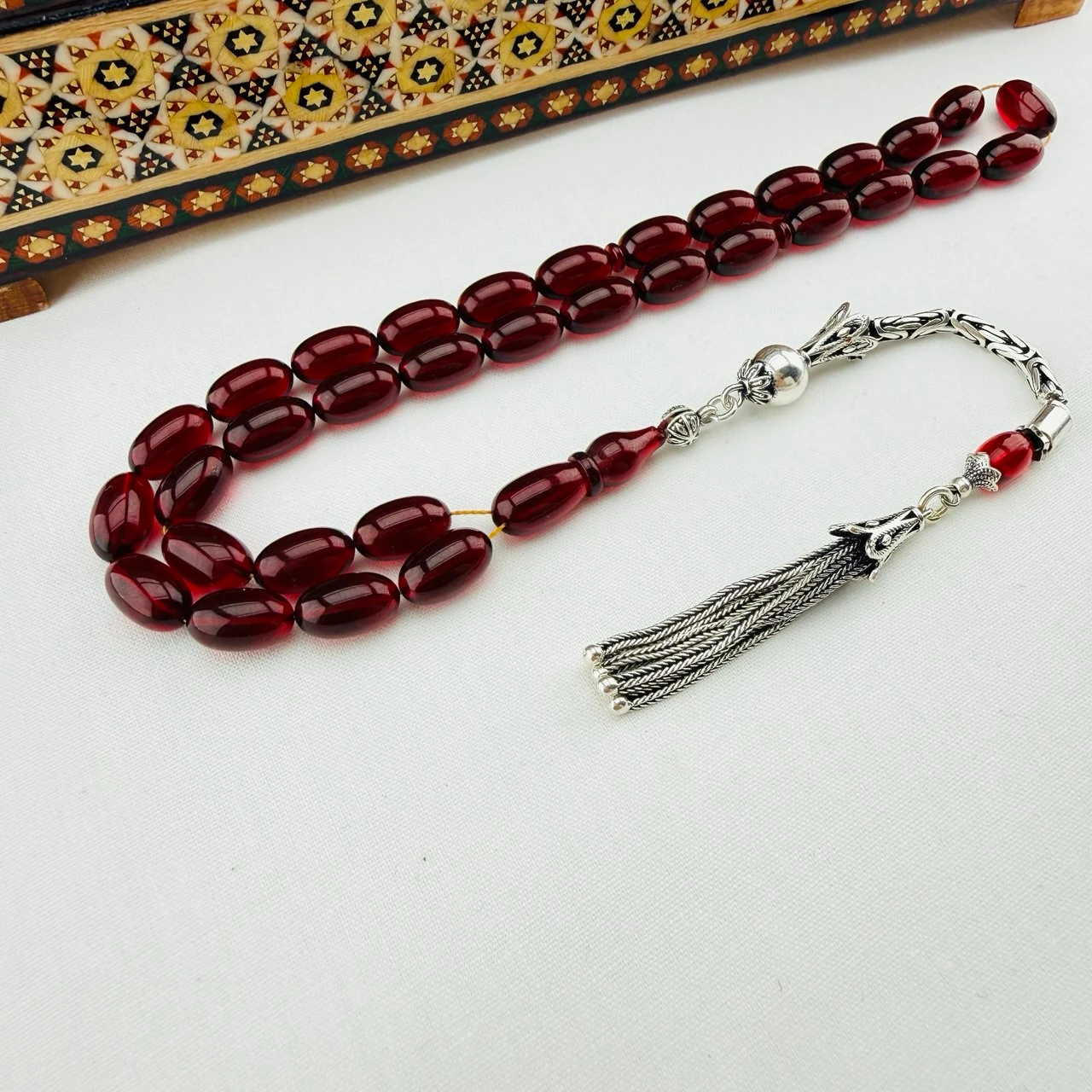 Usta İşi Kırmızı Austurya Patinli Zar Kehribar Tespih | Gümüş Püsküllü Koleksiyon