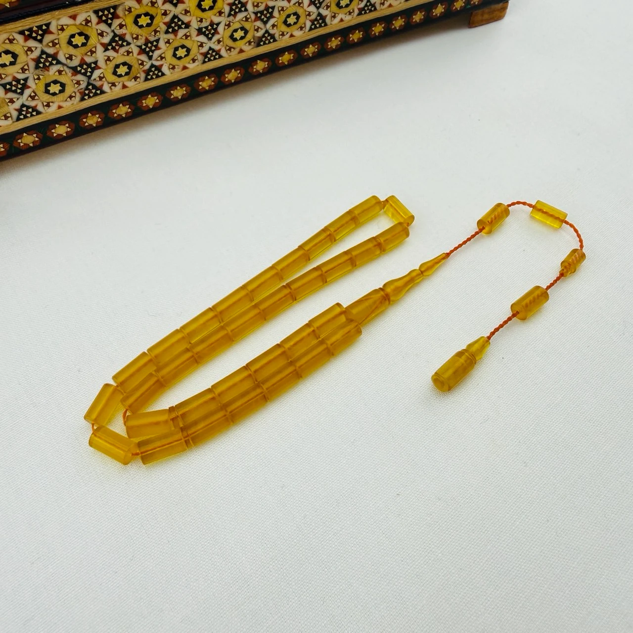 Usta İmzalı Sarı Kehribar Hareli Tespih | El Boyu Kesme Model