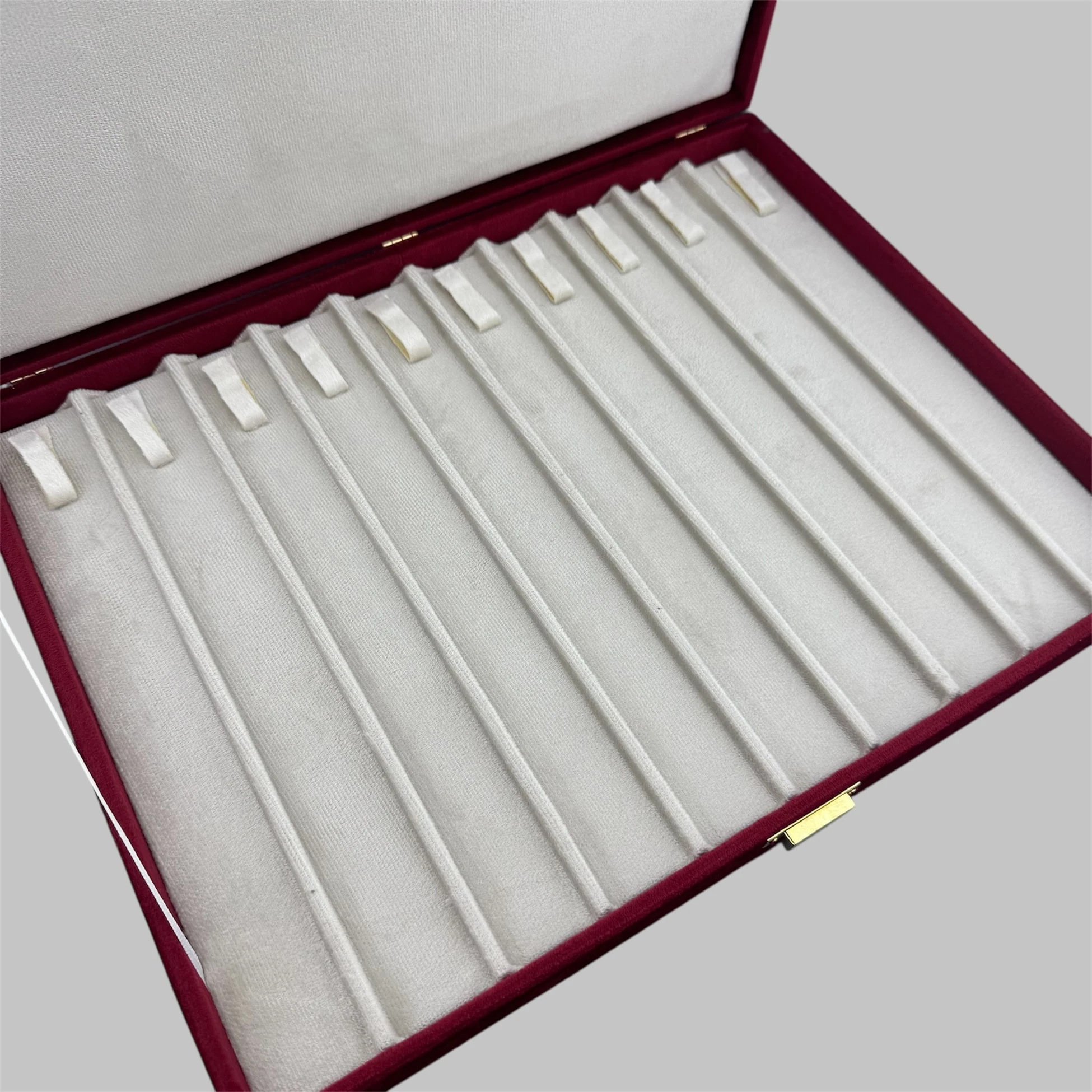 10 Bölmeli Kırmızı Kadife Tesbih Kutusu