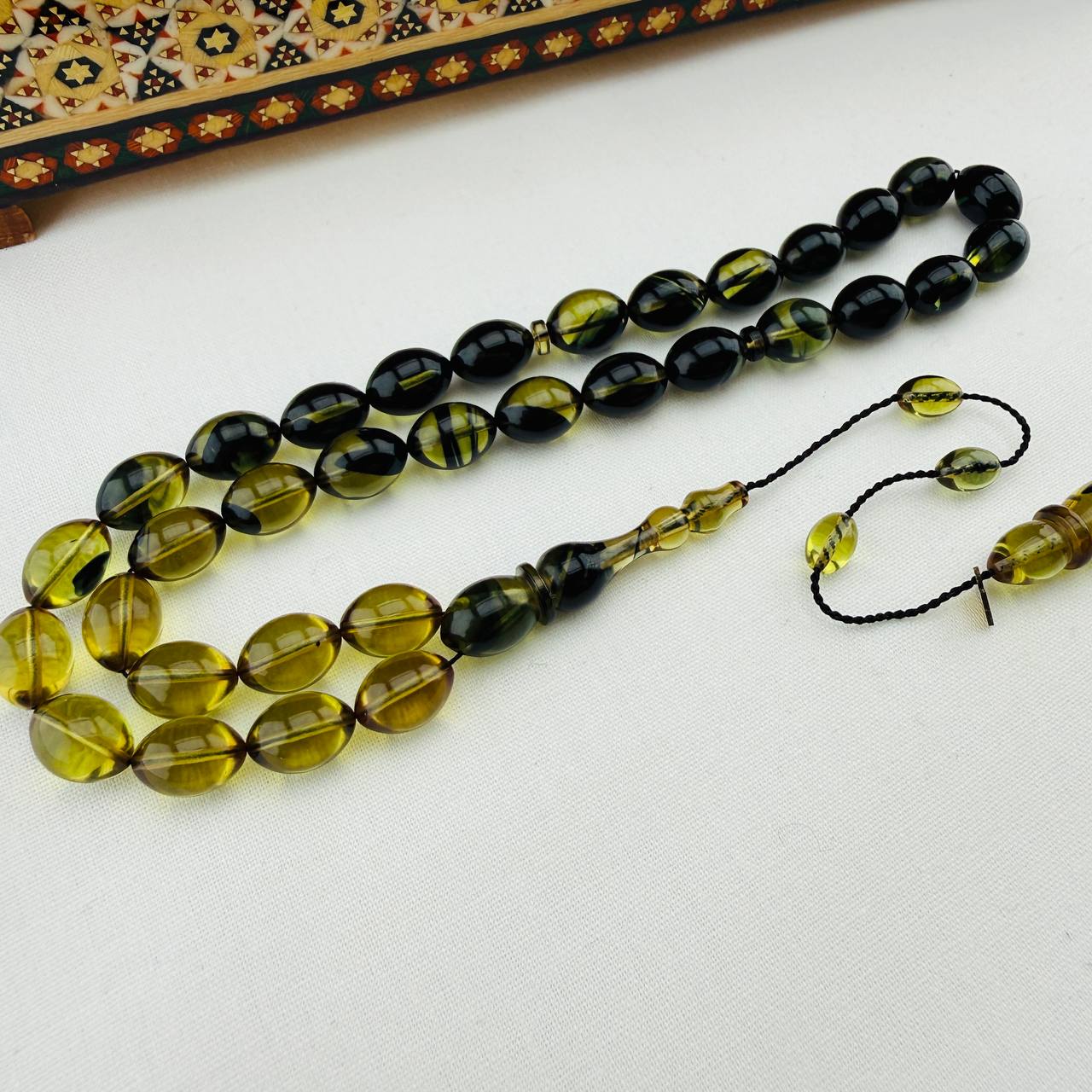 Serkan Başkan Usta İmzalı Sarı Yeşil Hareli Sıkma Kehribar Tespih