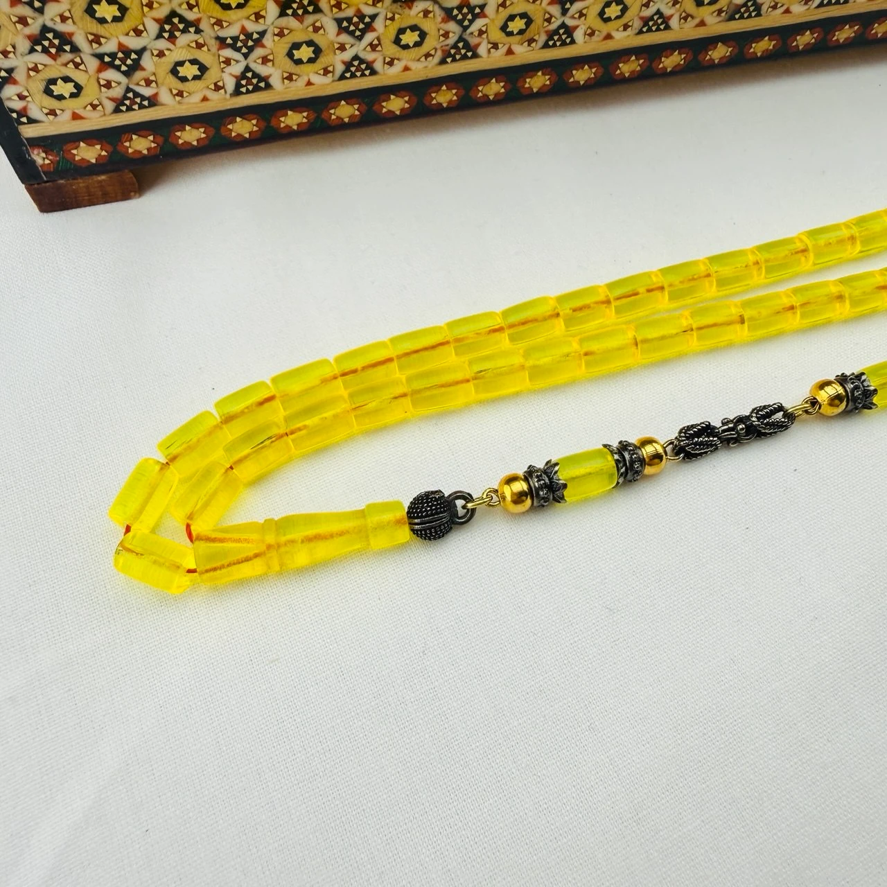 Usta İşi Sarı Ateş Kehribar Tespih | El Boyu Kesme Model, Özel Gümüş Kaplama