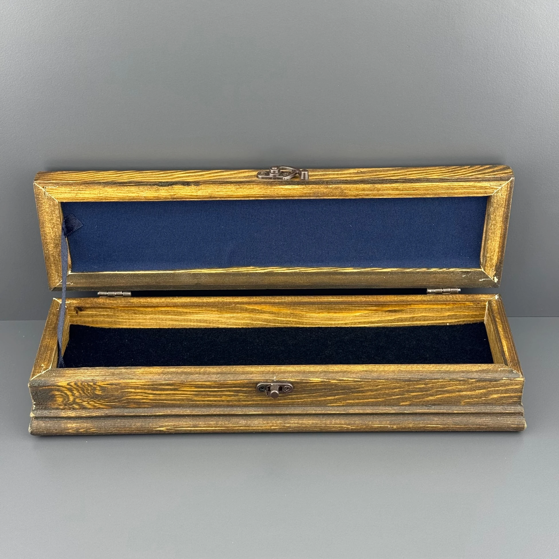 Üzeri Çini Motifli Ahşap Hediye Kutusu