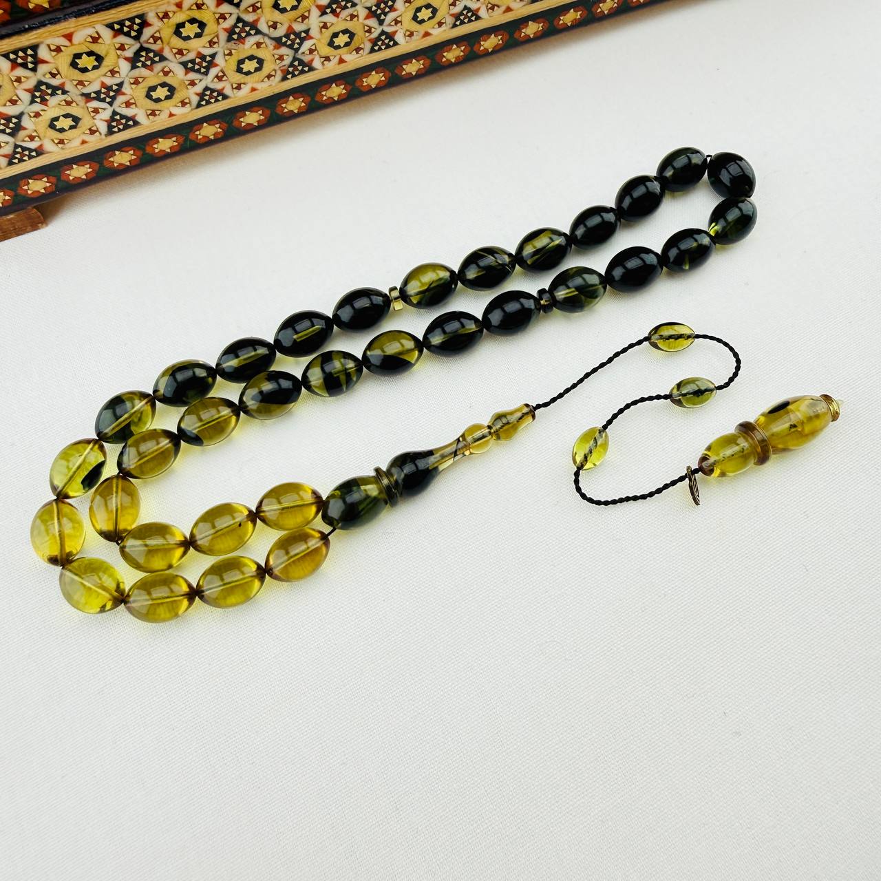 Serkan Başkan Usta İmzalı Sarı Yeşil Hareli Sıkma Kehribar Tespih