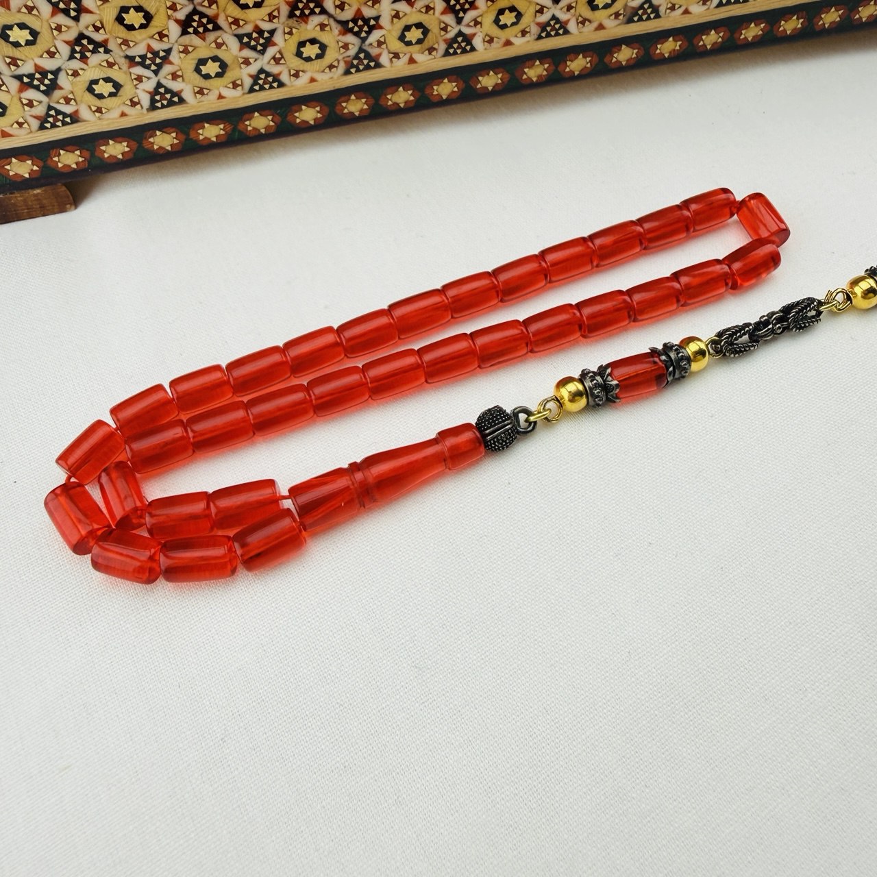 Usta İşi Ateş Kırmızı Kehribar Tespih | El Boyu Kesme Model, Özel Gümüş Kaplama