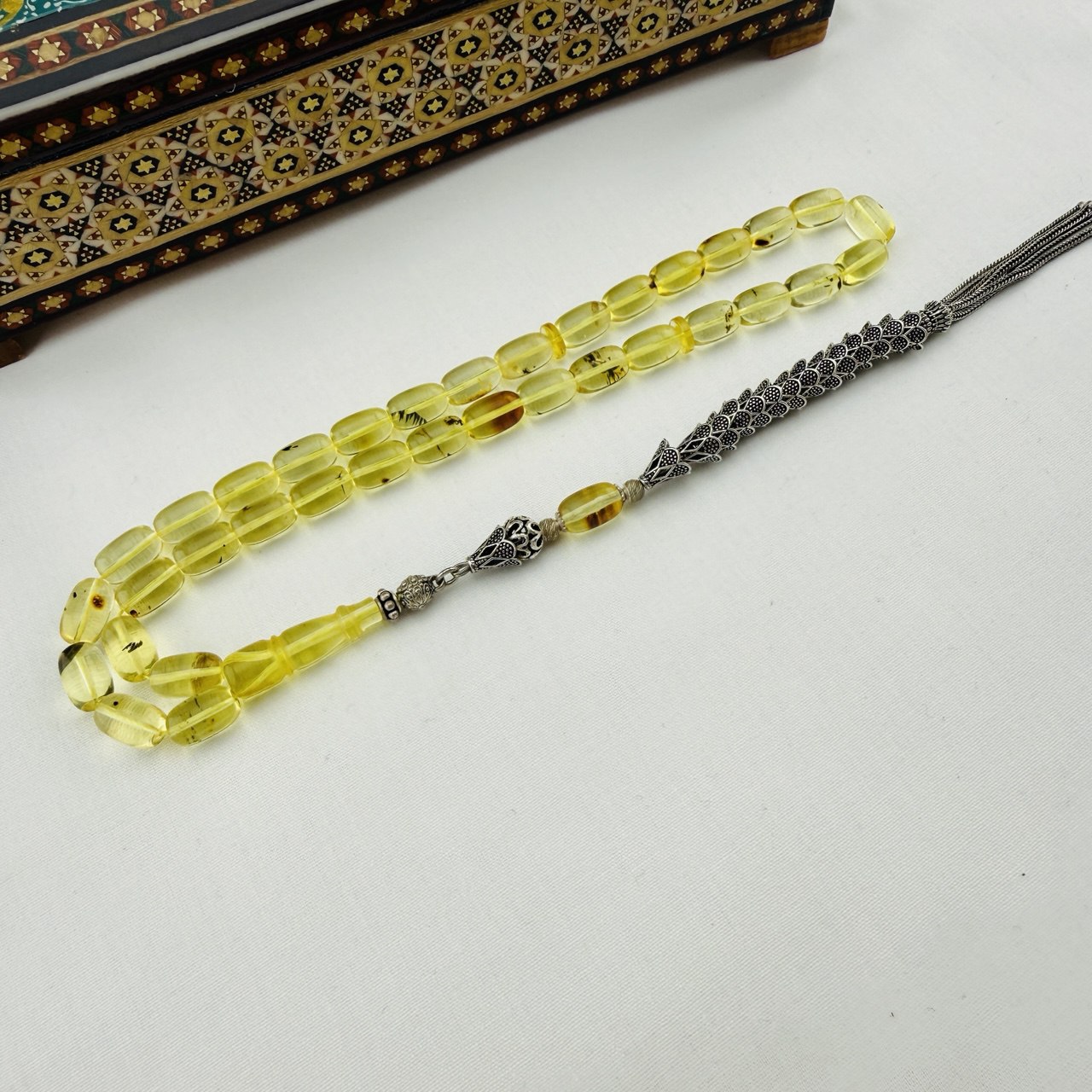 Usta İşçilikli Dominik Şeffaf Kaya Damla Kehribar Tespih | 30 Milyon Yıllık Fosil ve Gümüş Püskül