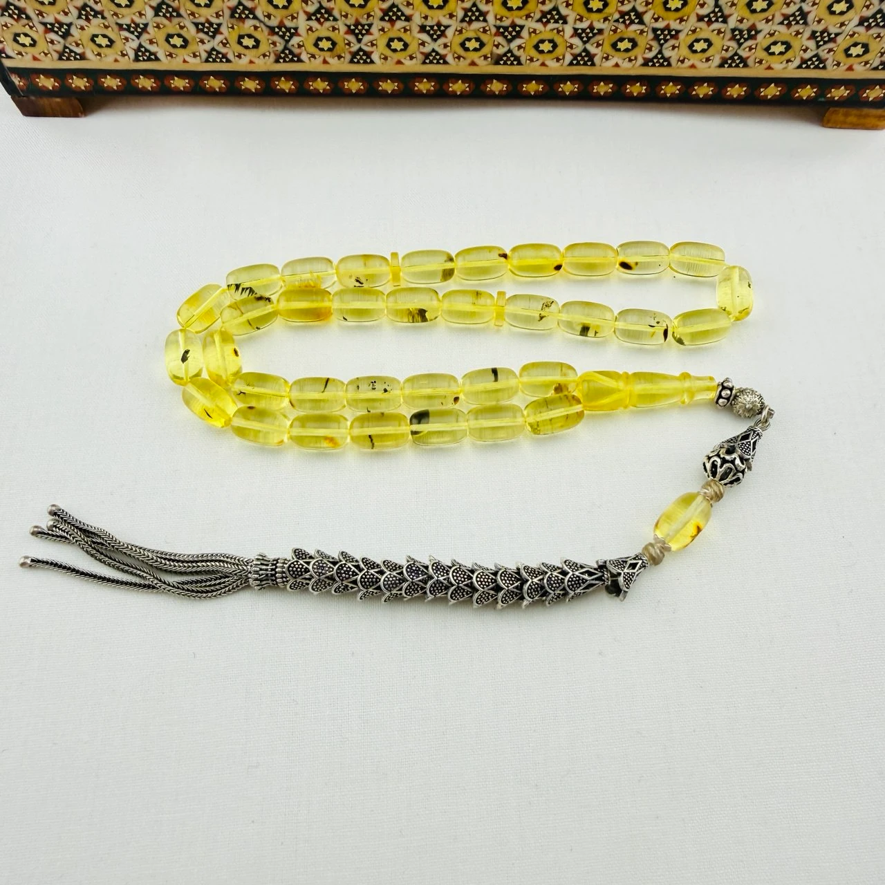 Usta İşçilikli Dominik Şeffaf Kaya Damla Kehribar Tespih | 30 Milyon Yıllık Fosil ve Gümüş Püskül