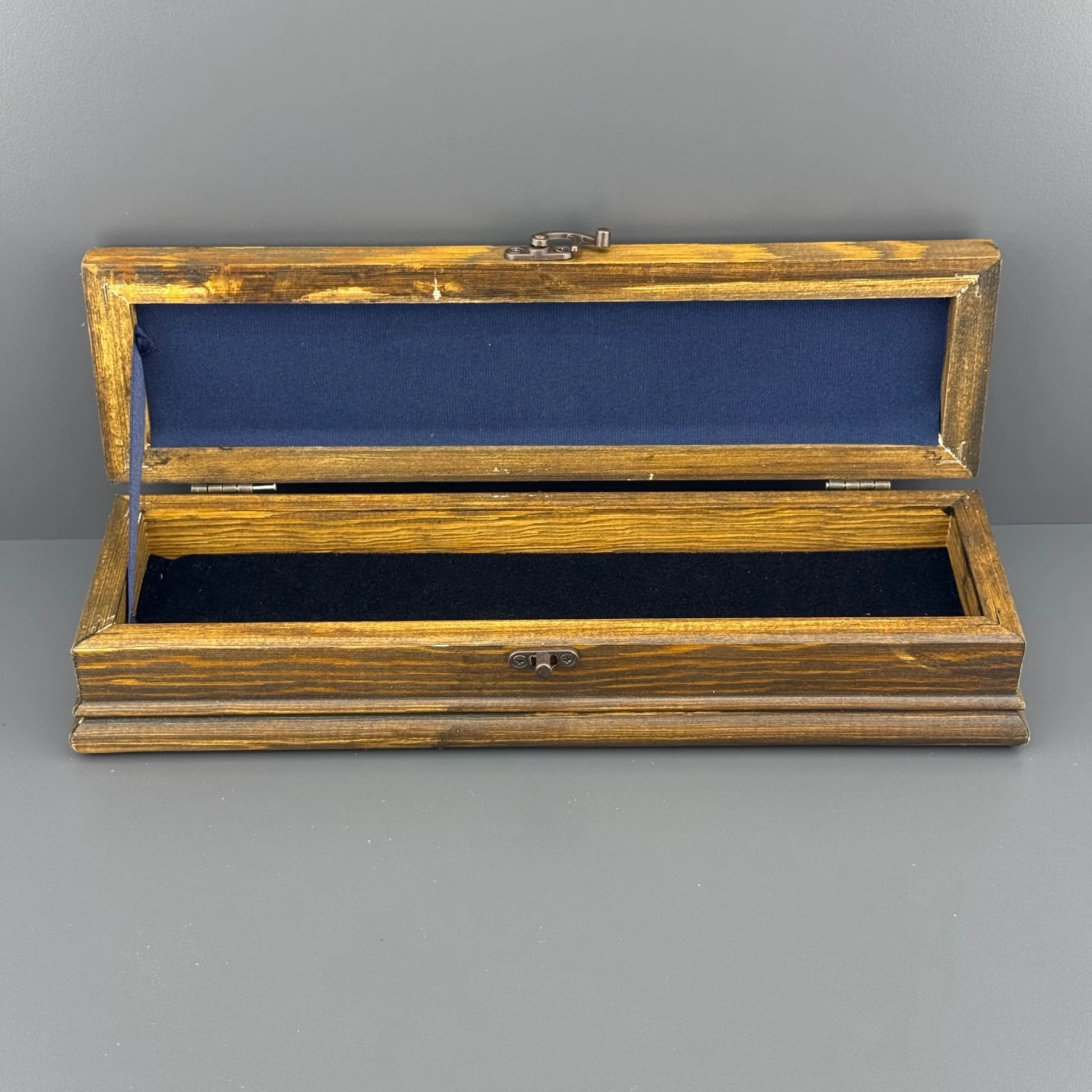 Üzeri Çini Motifli Ahşap Hediye Kutusu