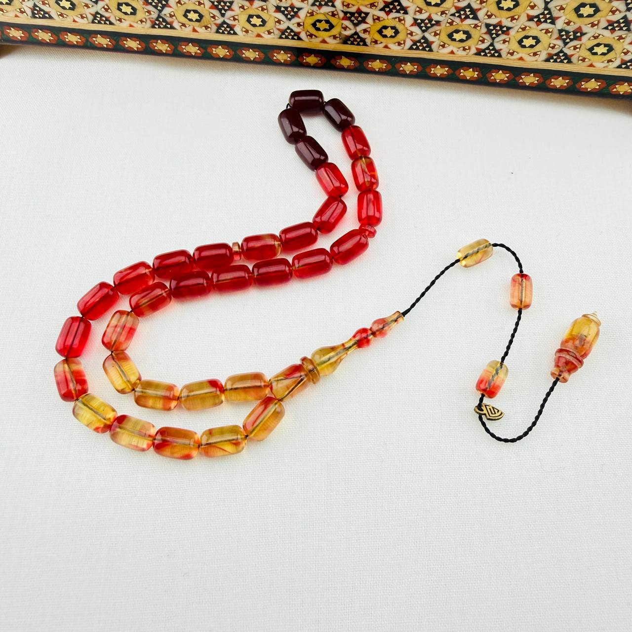 Serkan Başkan Usta İşçilikli Kırmızı Hareli Sıkma Kehribar Tespih