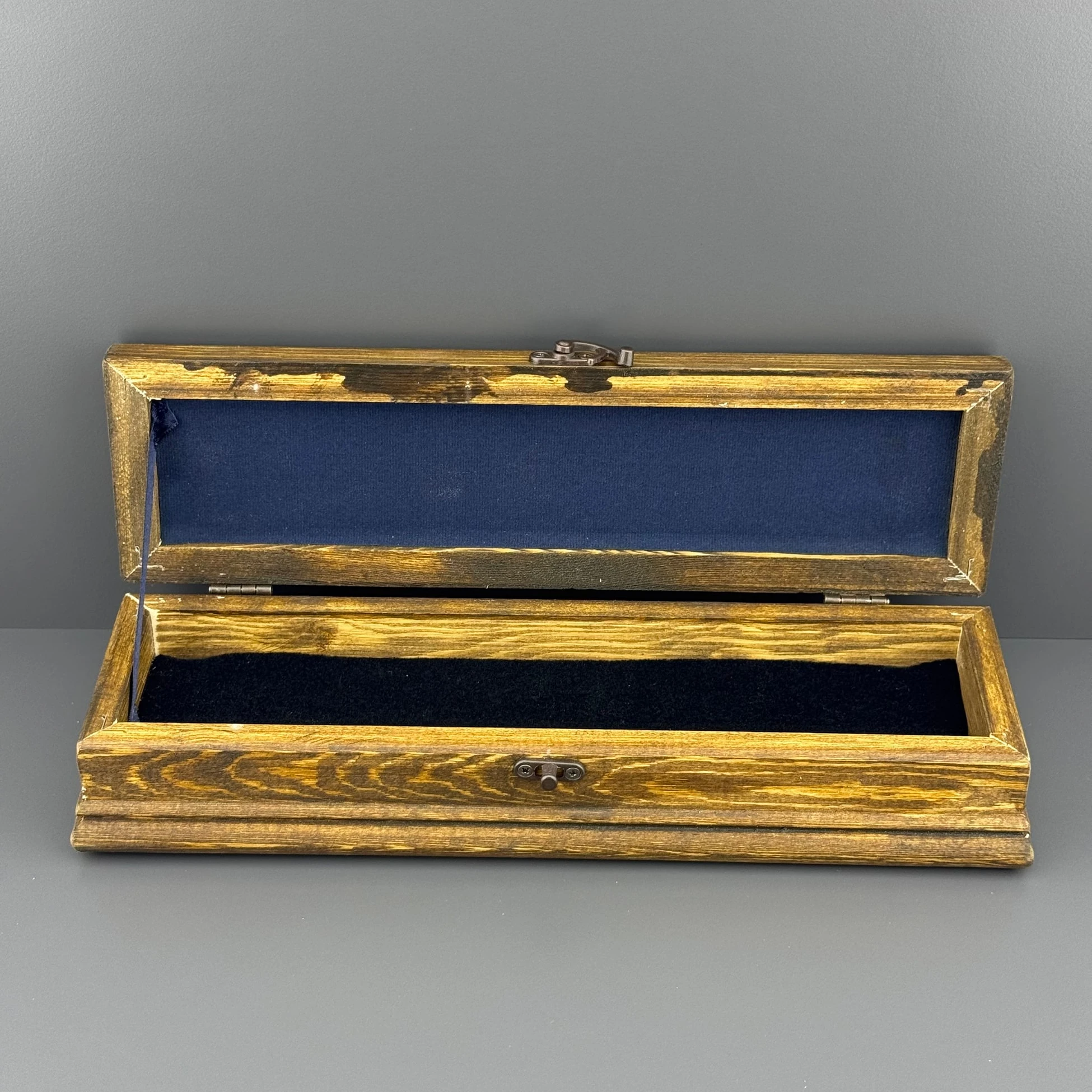 Üzeri Çini Motifli Ahşap Hediye Kutusu