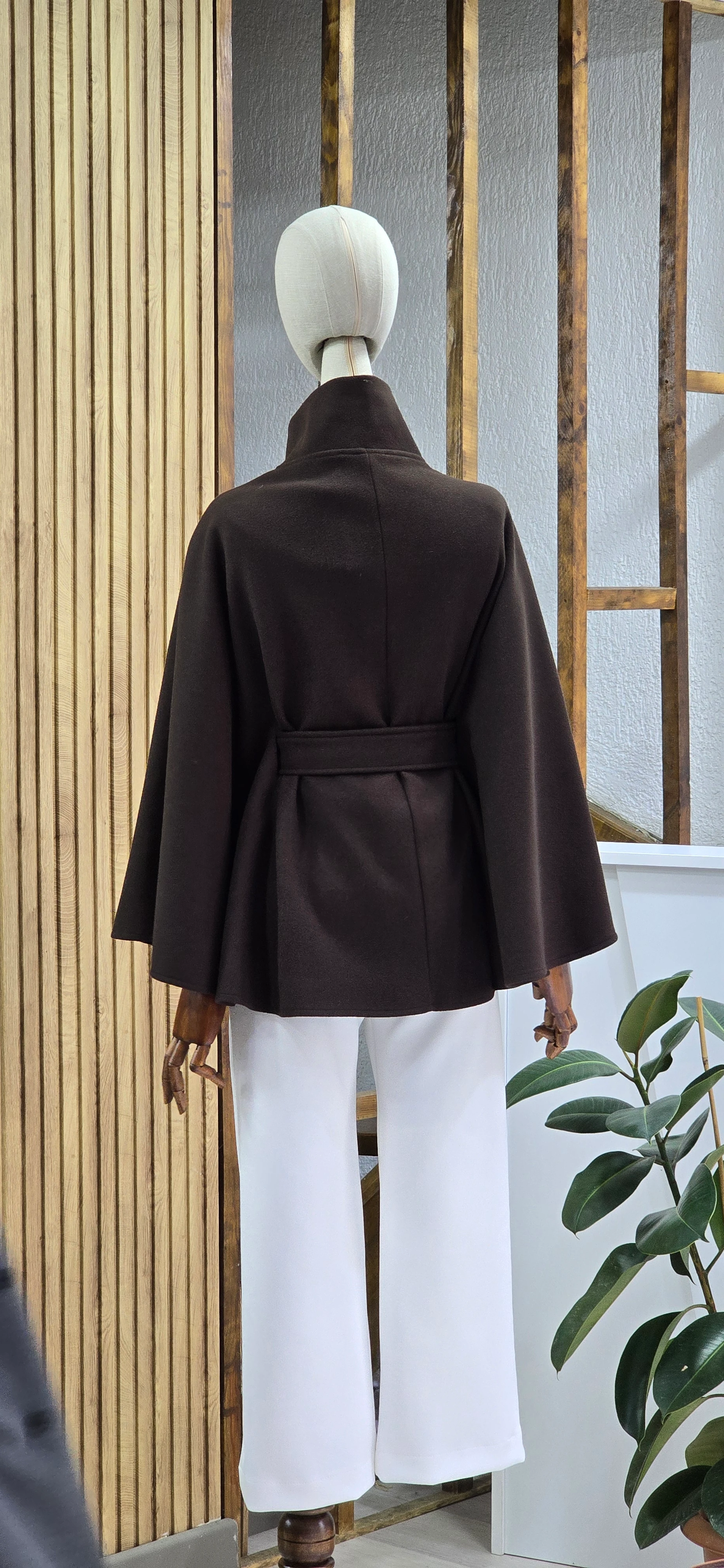 Üç Düğmeli Kaşe Panço