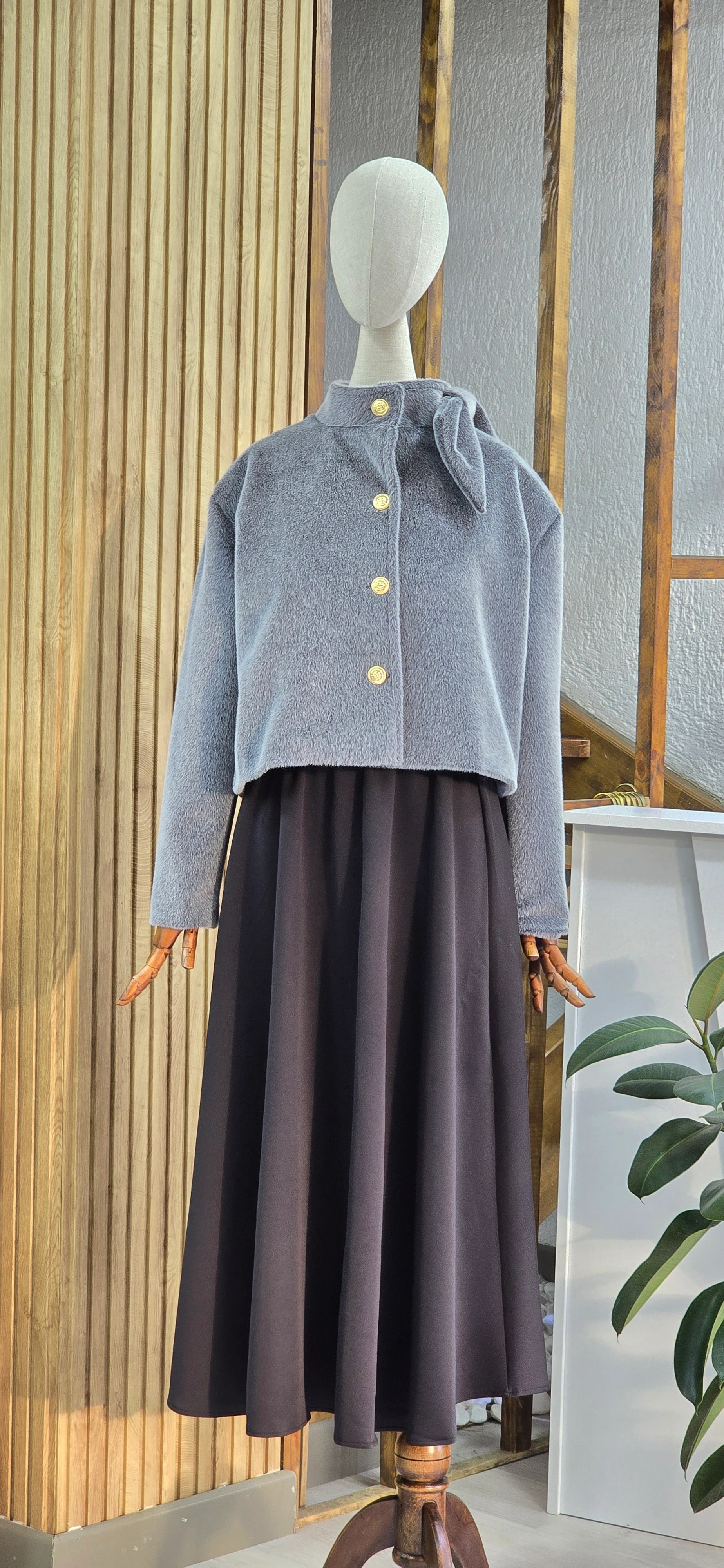 Fiyonk Yaka Tüylü Ceket