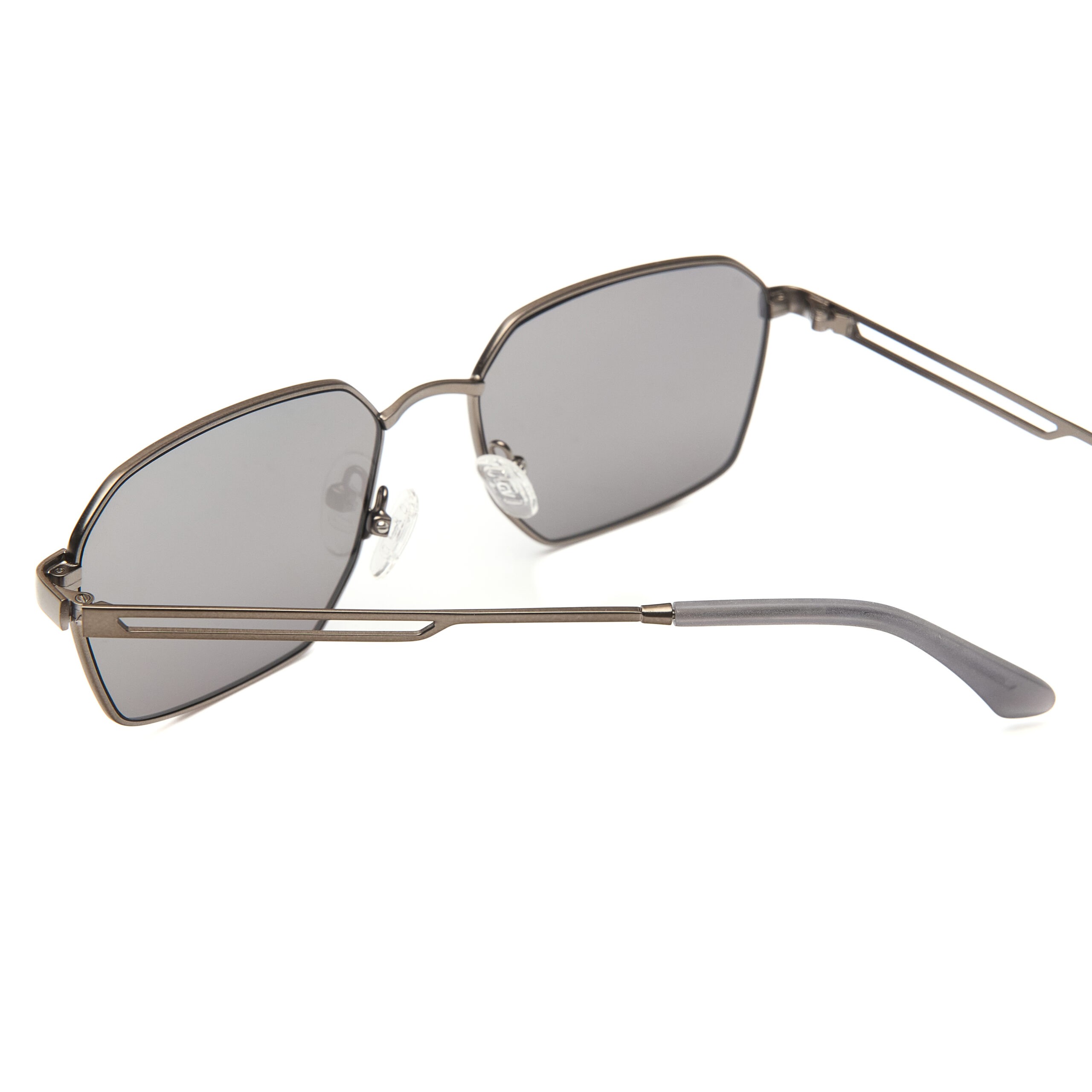 GV3529.1 Dark Silver