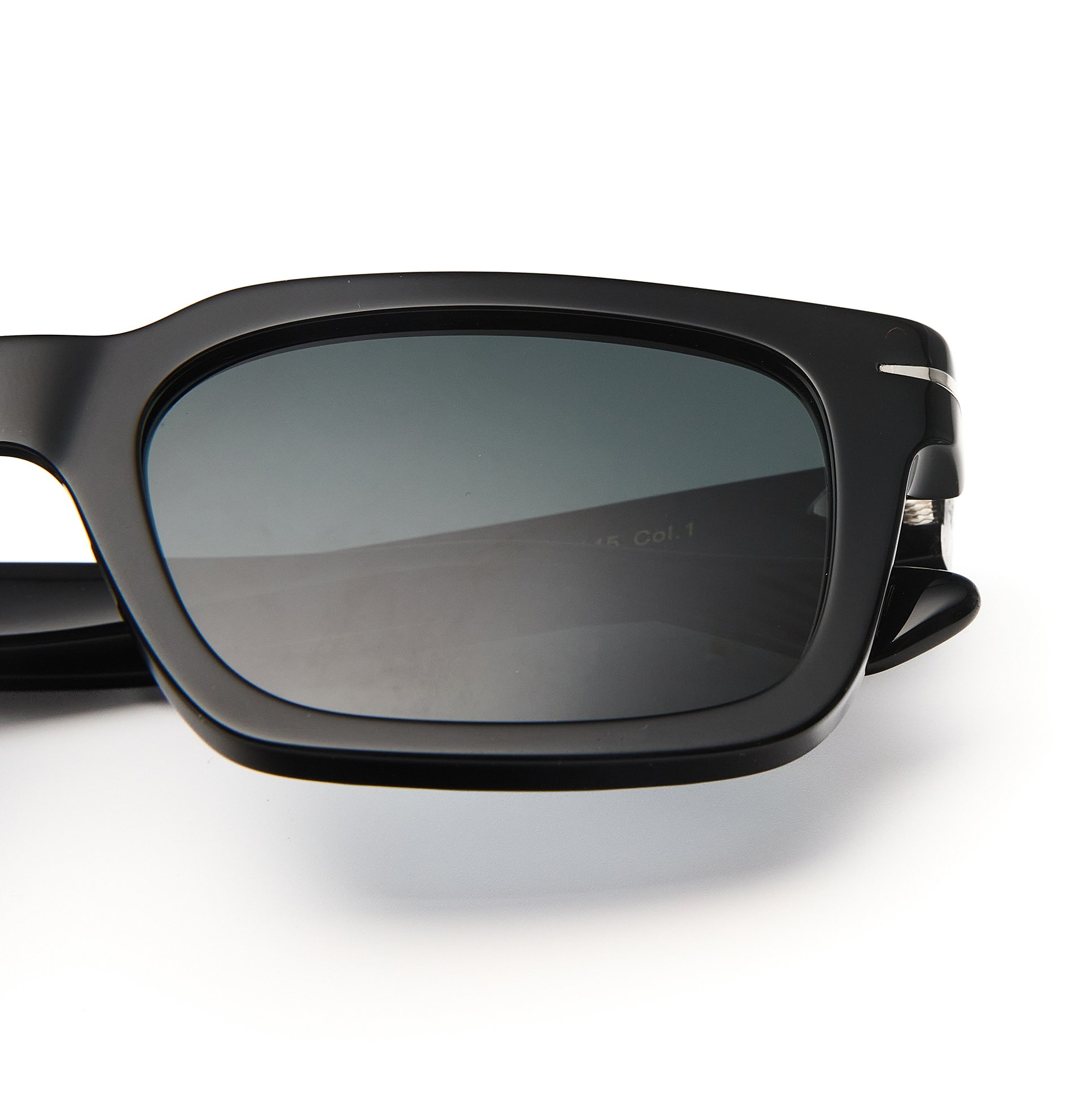 GV3537.1 Black