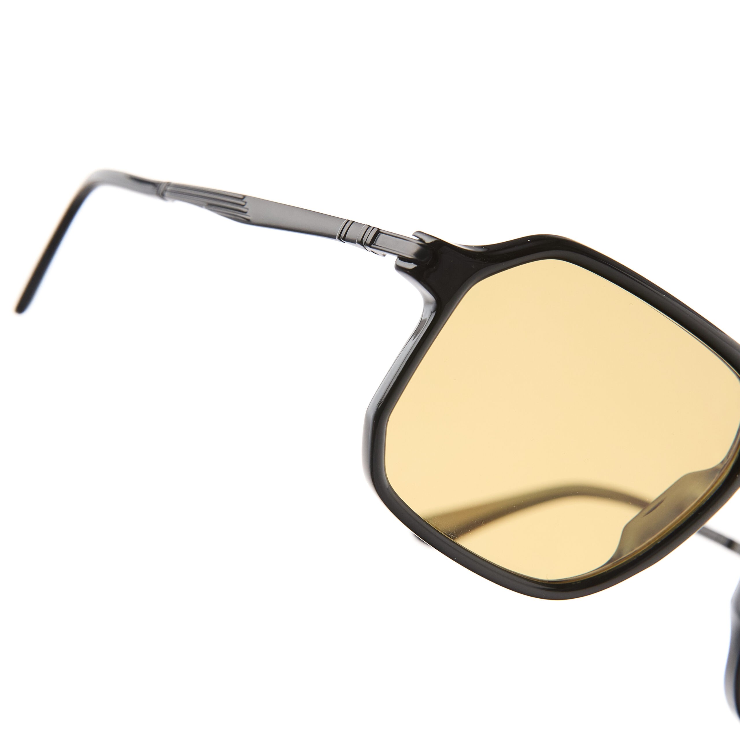 GV0641.1 Black Yellow 