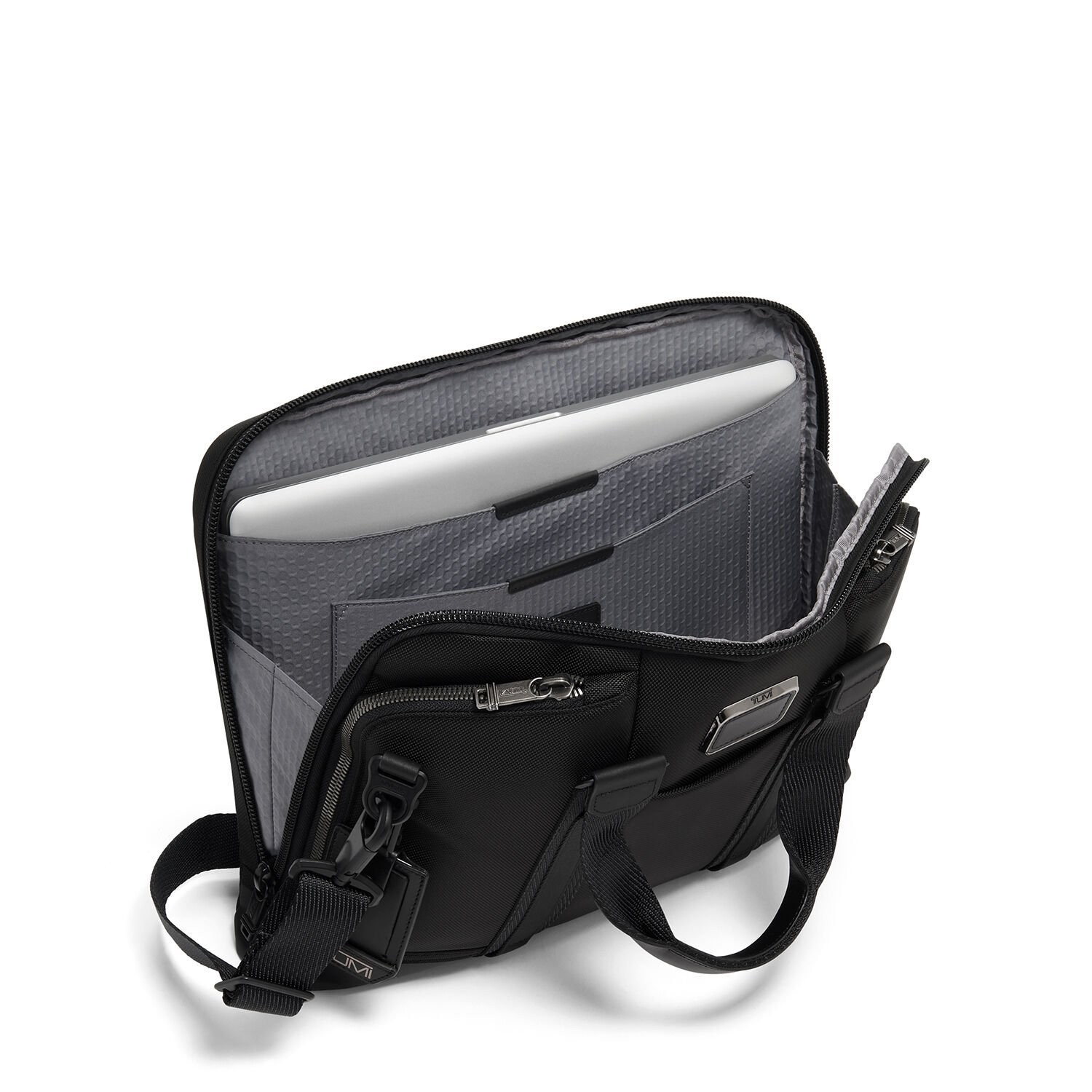 TUMI ALPHABRAVO ACADEMY BRIEF 0232790D