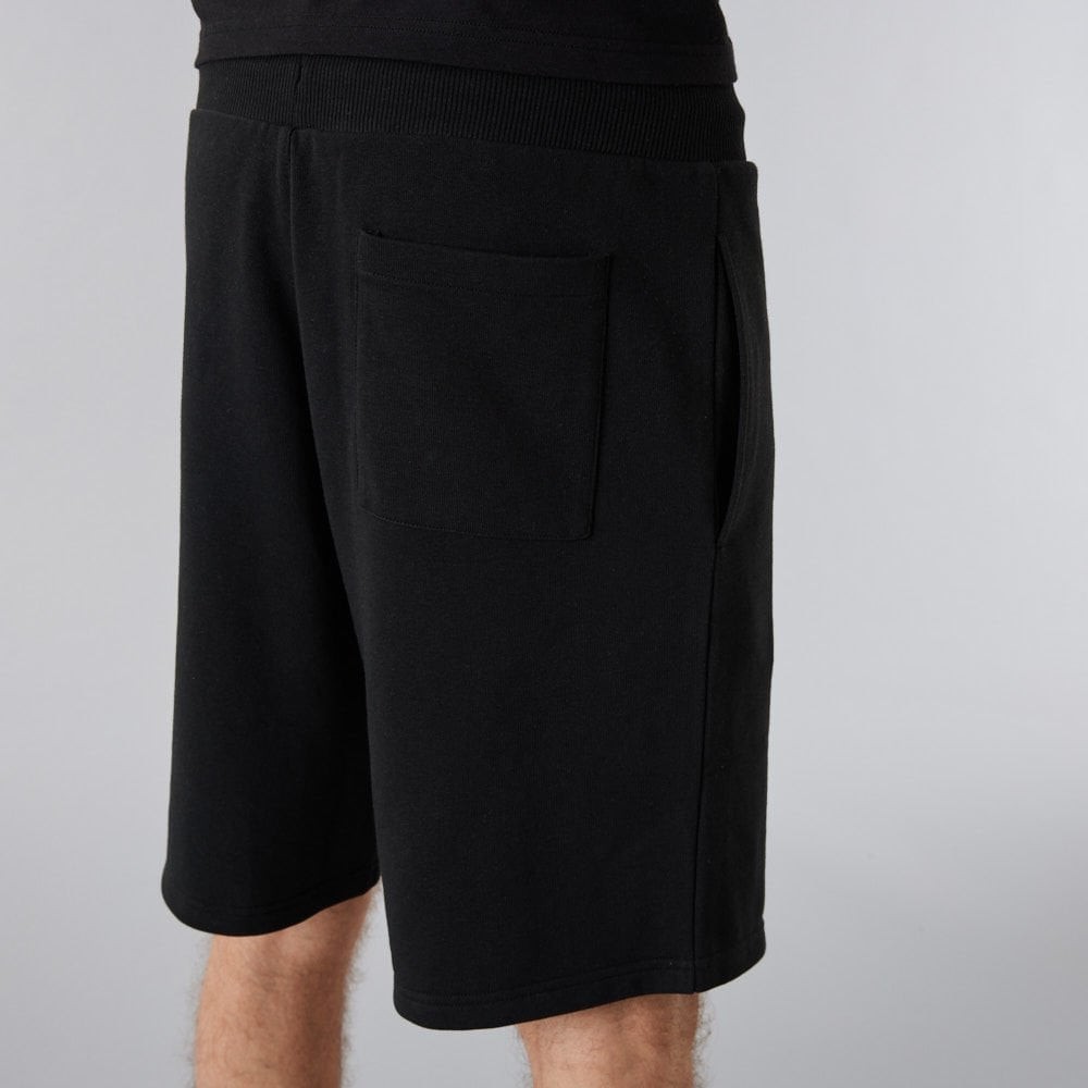 NEW ERA ESSENTIAL SHORTS