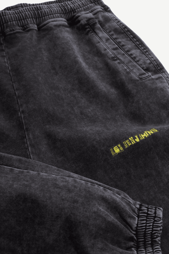 Trackpant 002