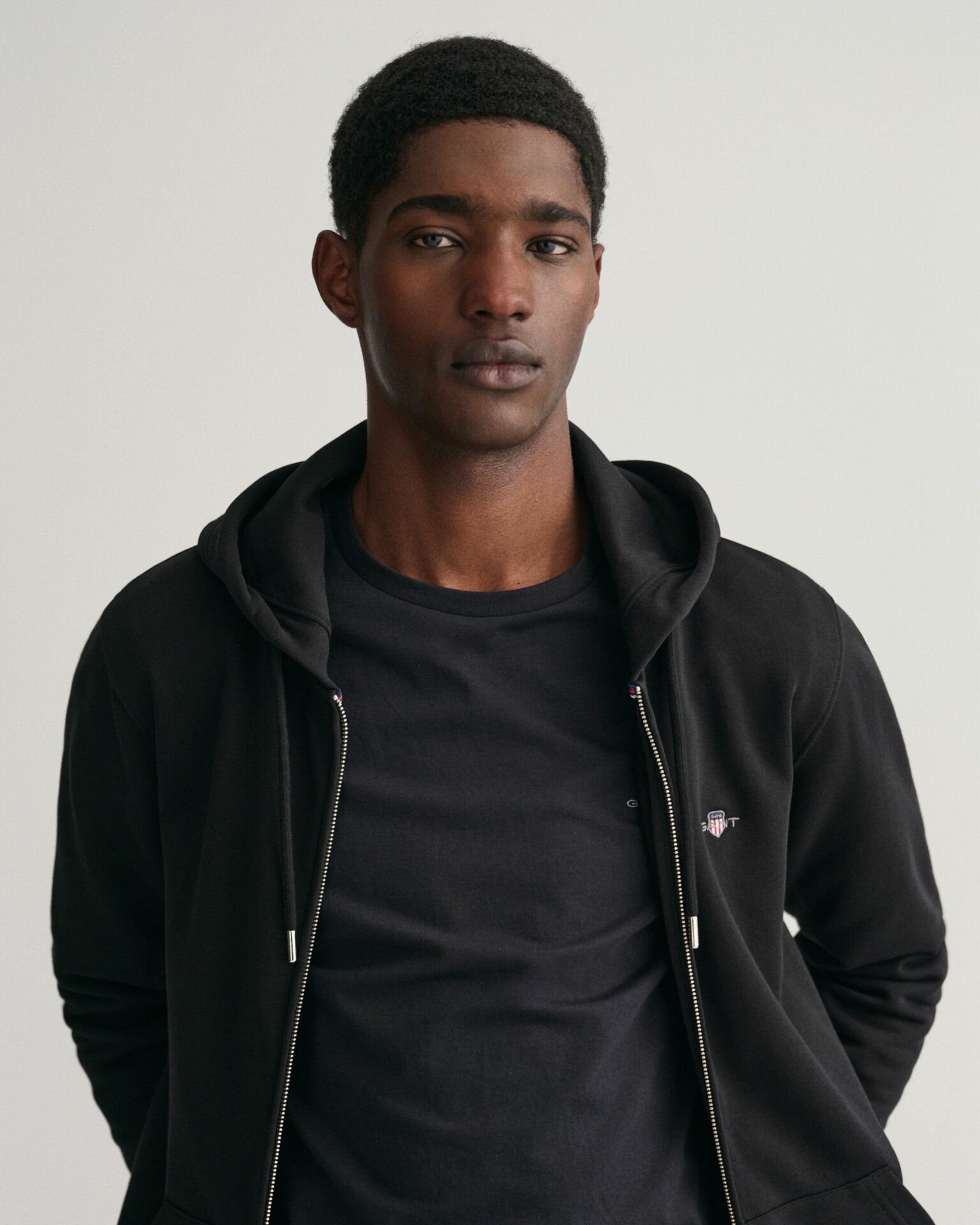 GANT SHIELD ZIP HOODIE 20070595