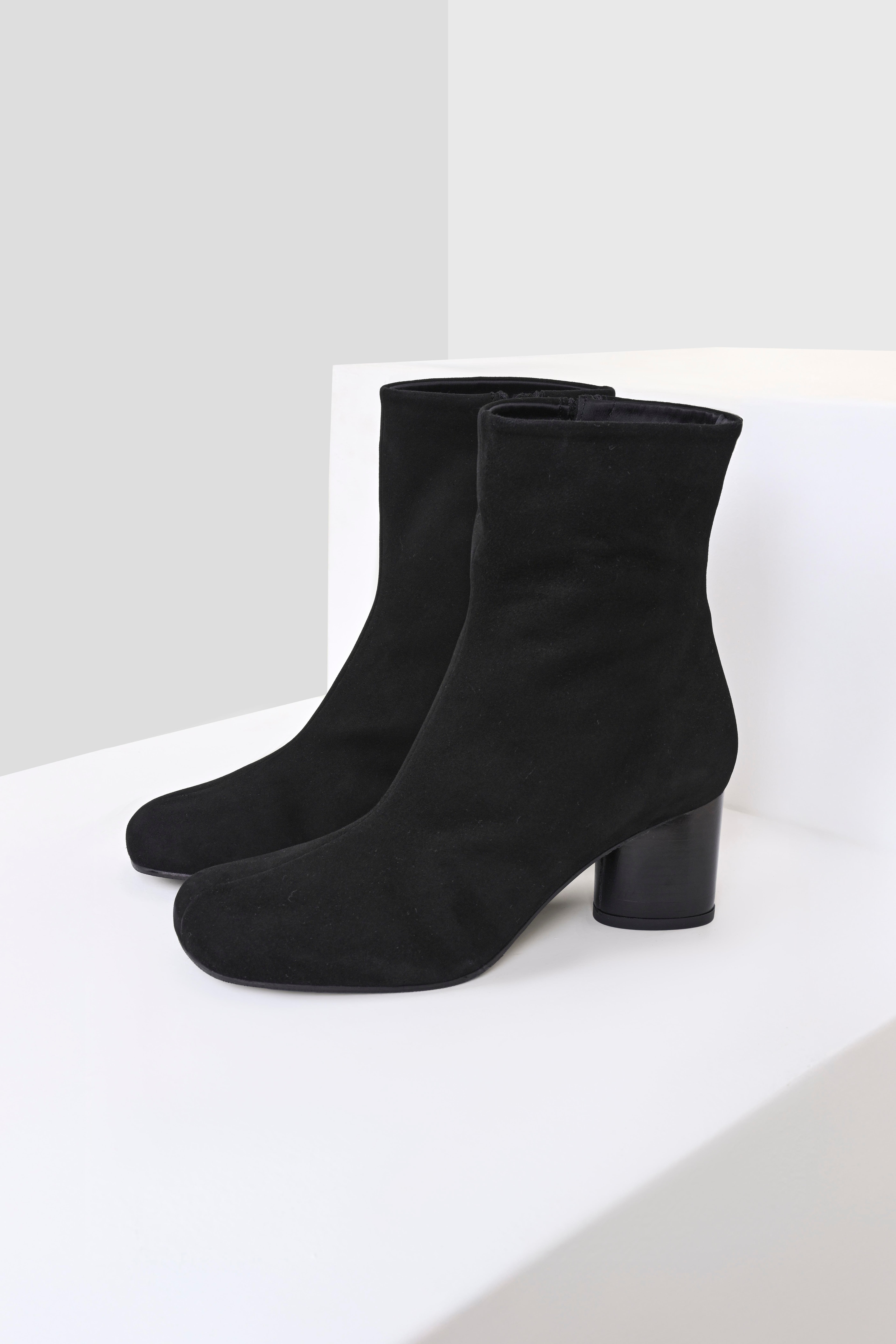 Suede Heel Boots  - Black