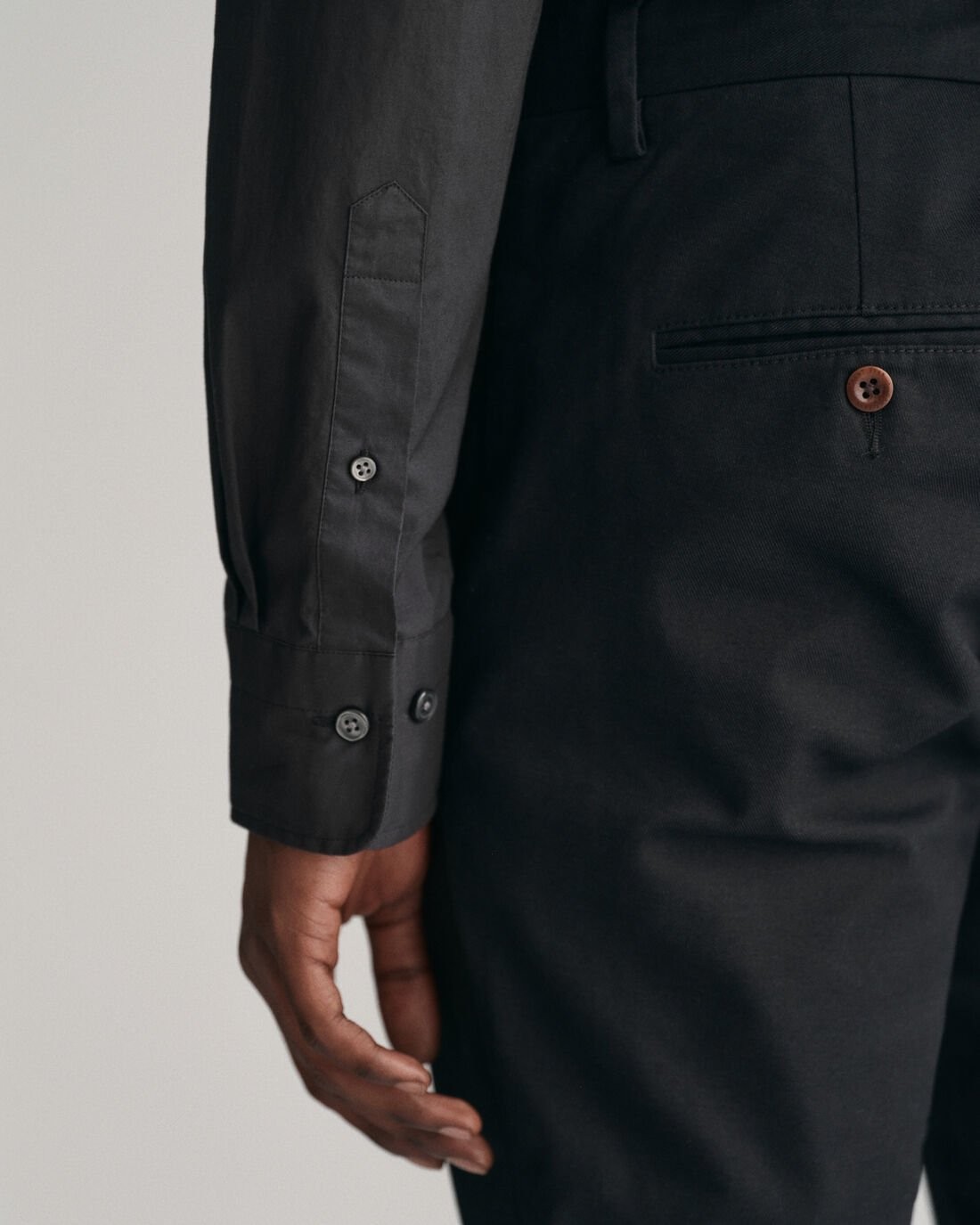 GANT FIT POPLIN SHIRT BLK M