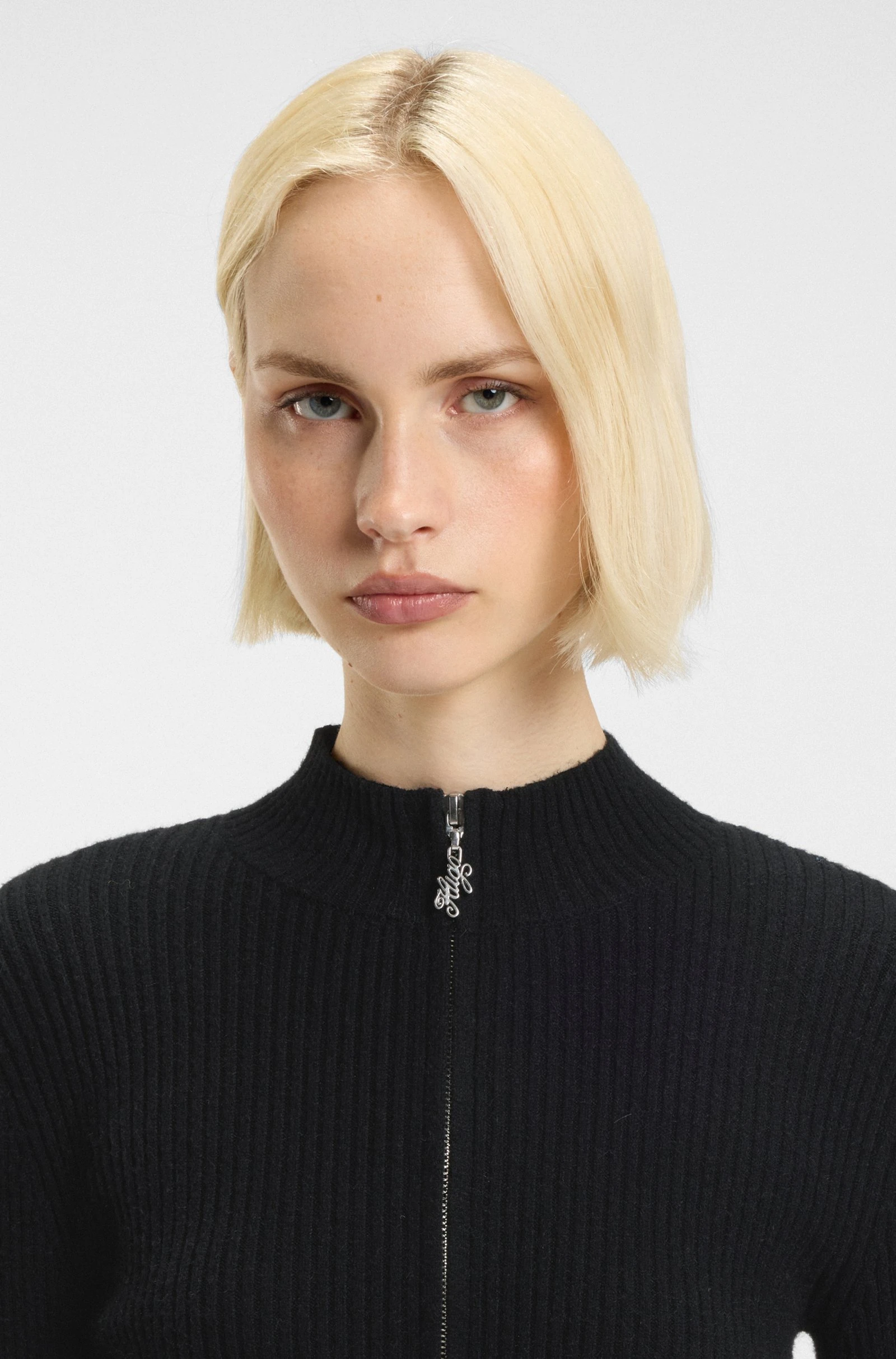 Sestry B 10273997 01