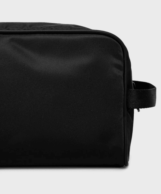 Hugo Red Nesh Black Washbag 1026036801