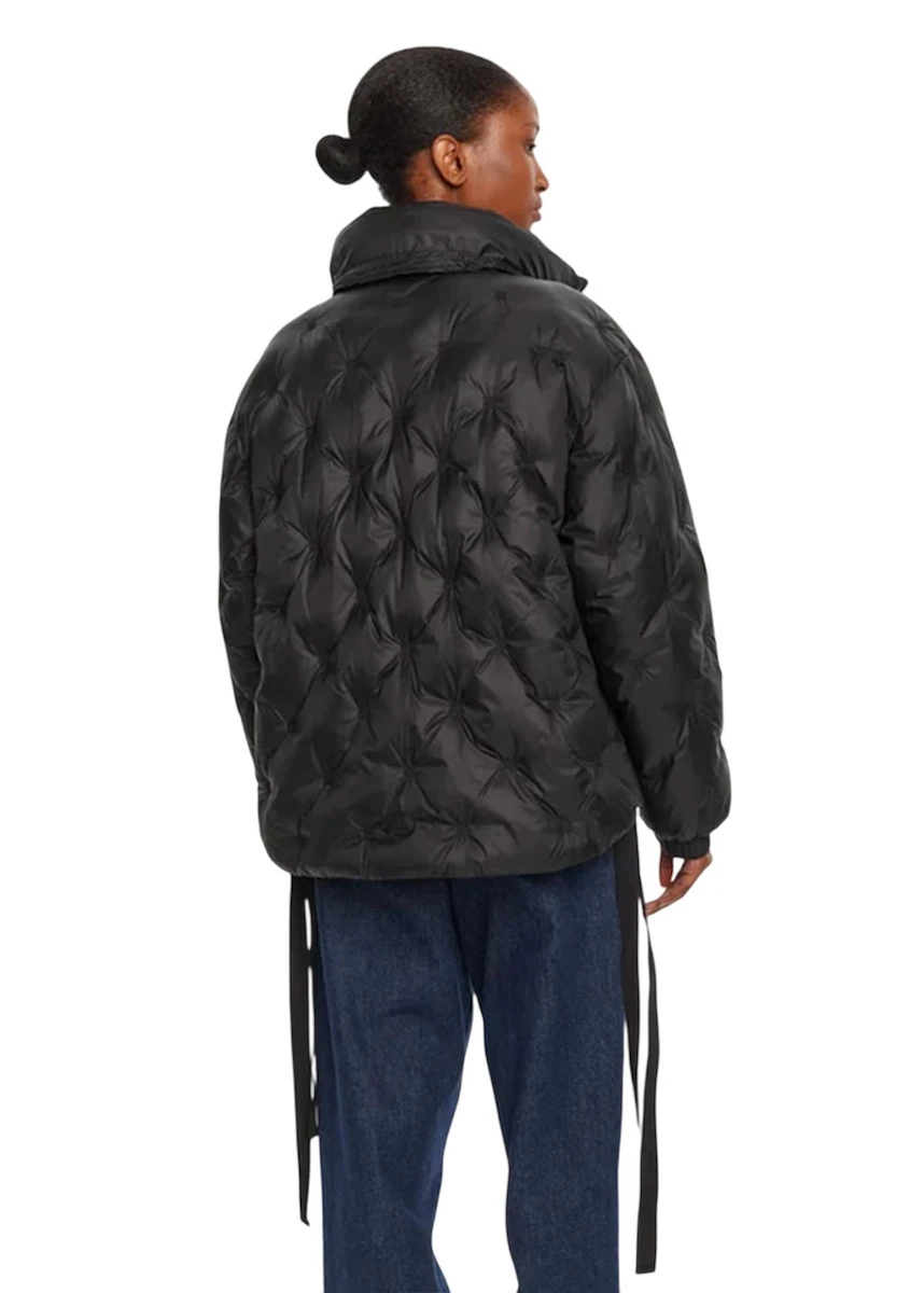 Hugo Red Feneve-1 10274108 01