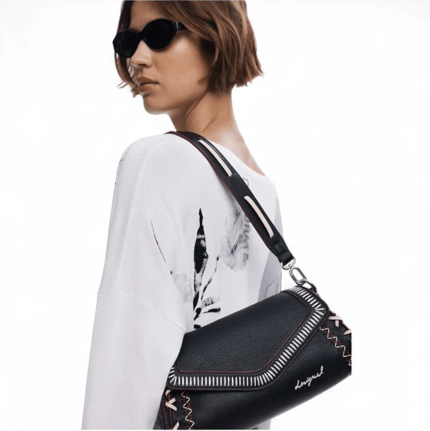 Manhattan Pespunts Zarauz Black Shoulder Bag 