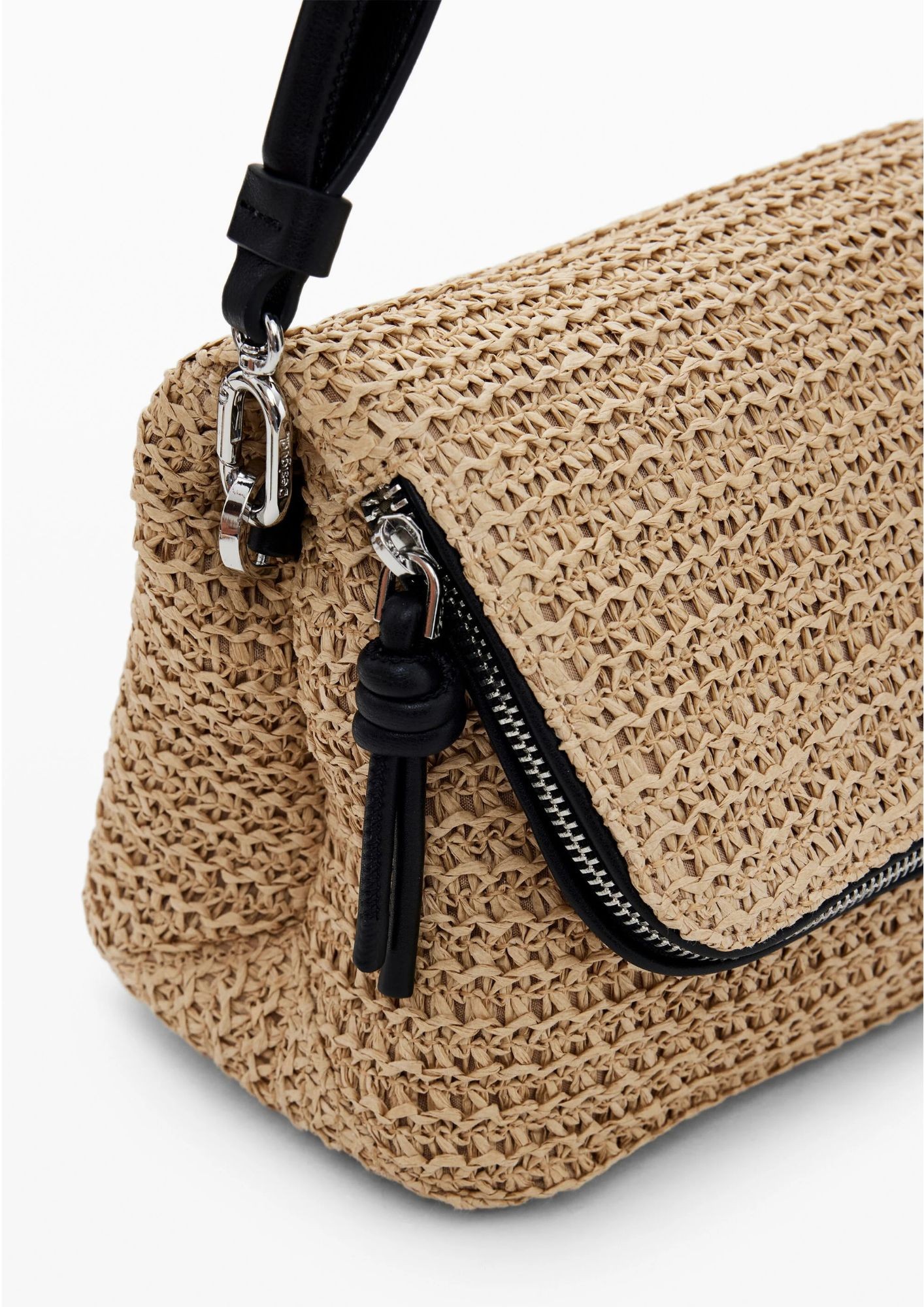 Half Logo Raffia U Shoulder Bag