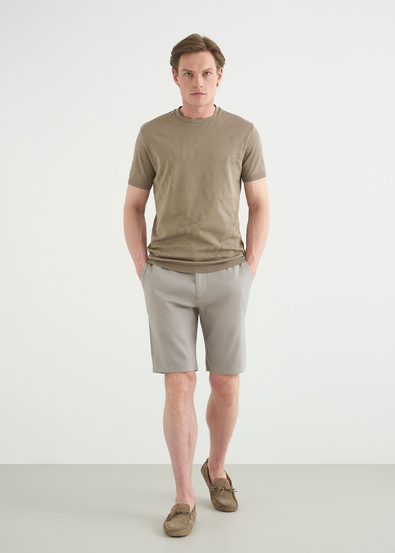 Zenti Crew Neck Beige