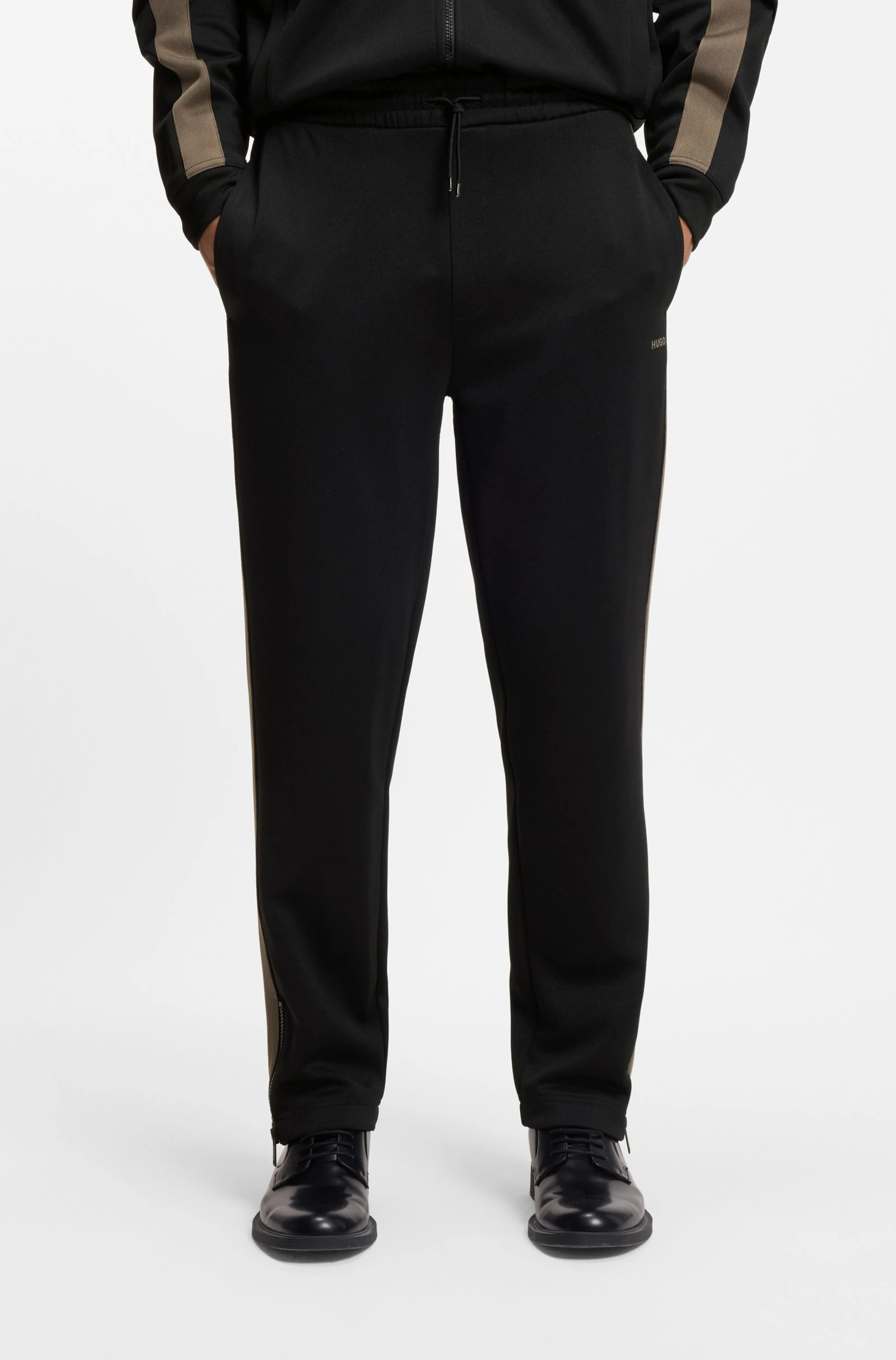 Hugo Red Dolos 10249830 01