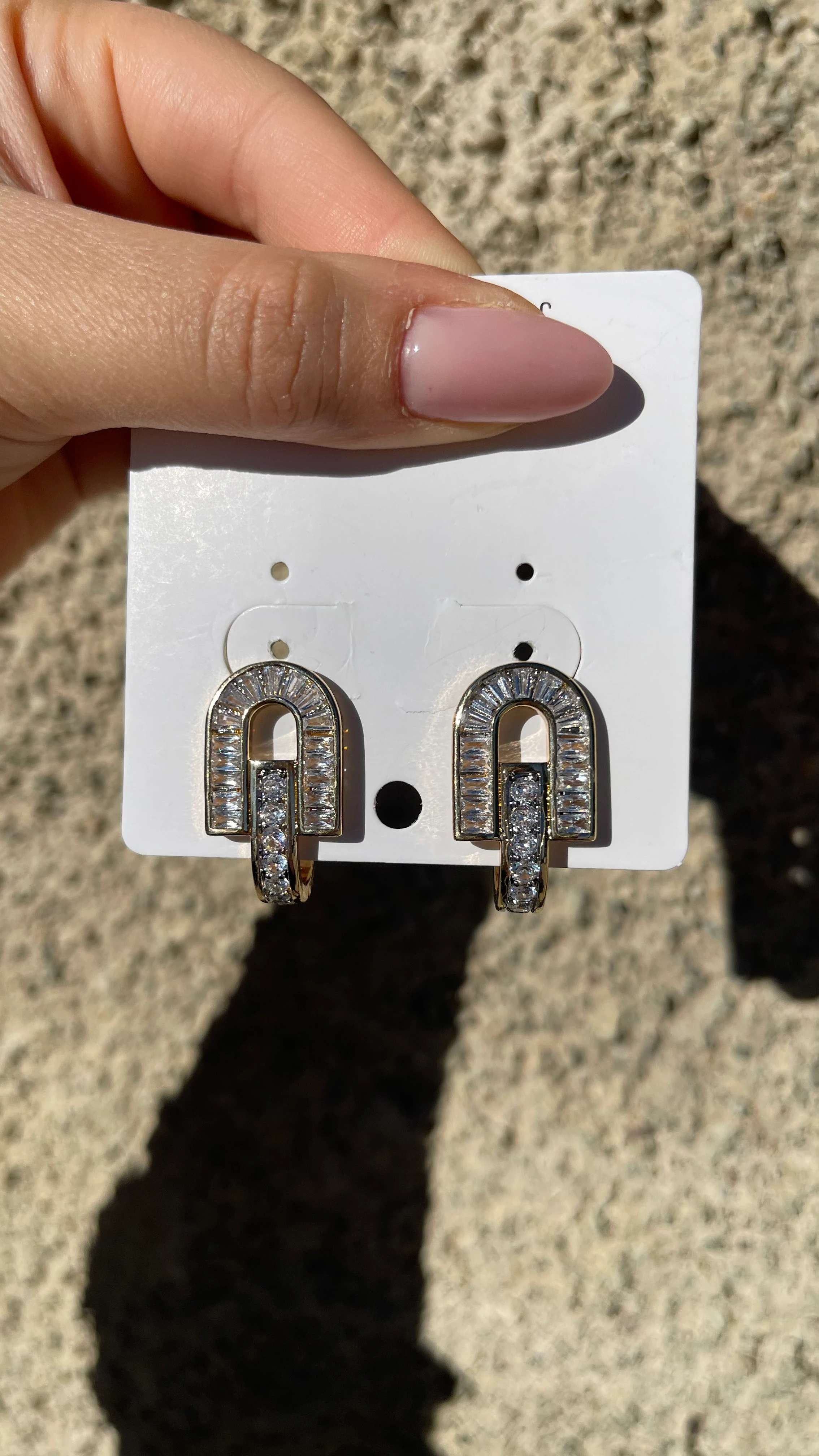 ZİRKON BAGET TAŞ 14K XUPİNG KÜPE